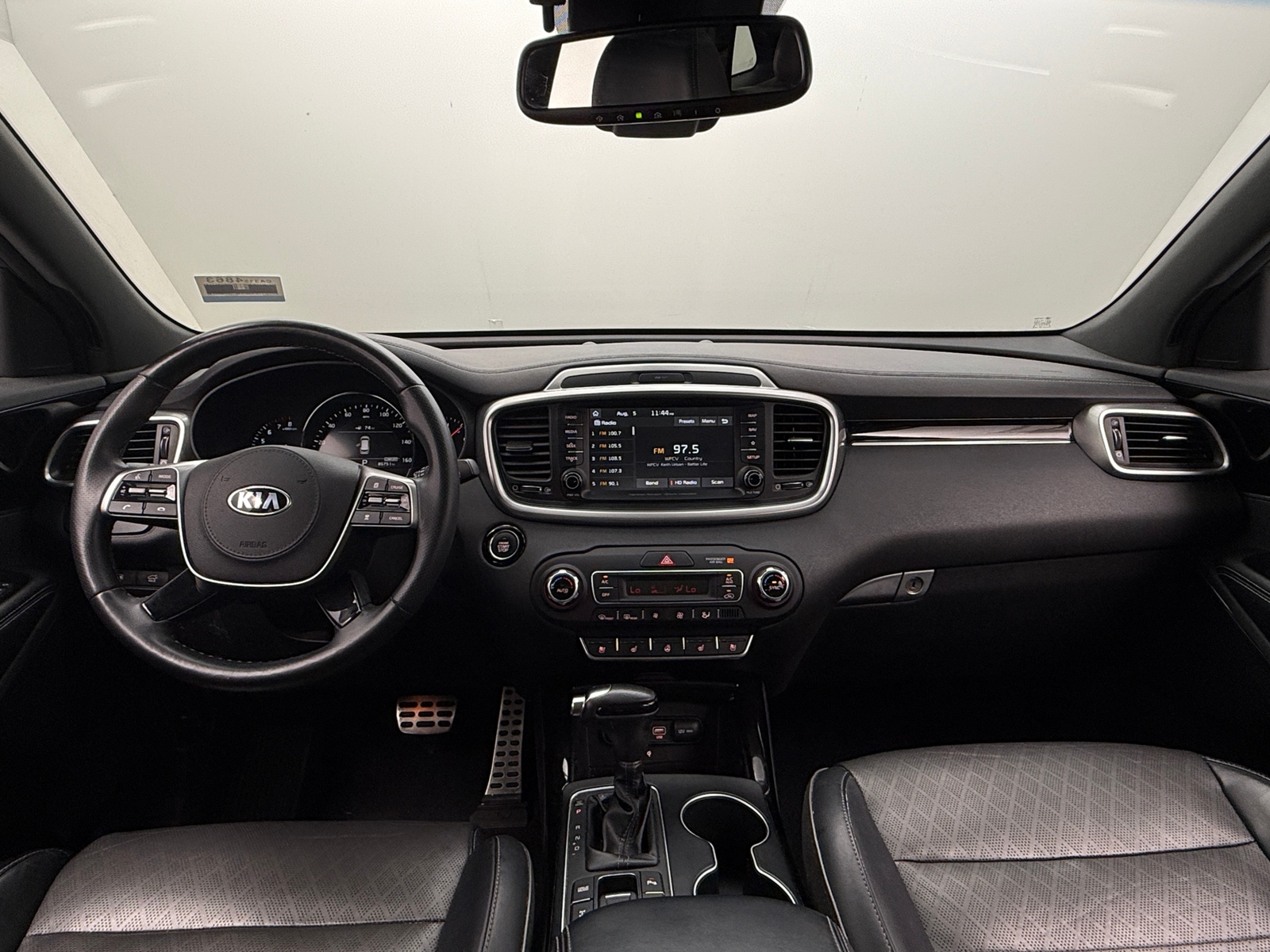 Thumbnail: 2019 Kia Sorento - 2