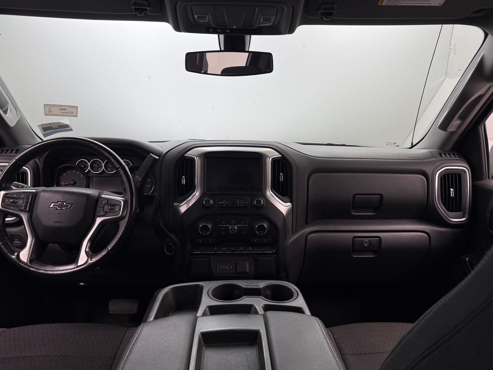 Thumbnail: 2020 Chevrolet Silverado 1500 - 3