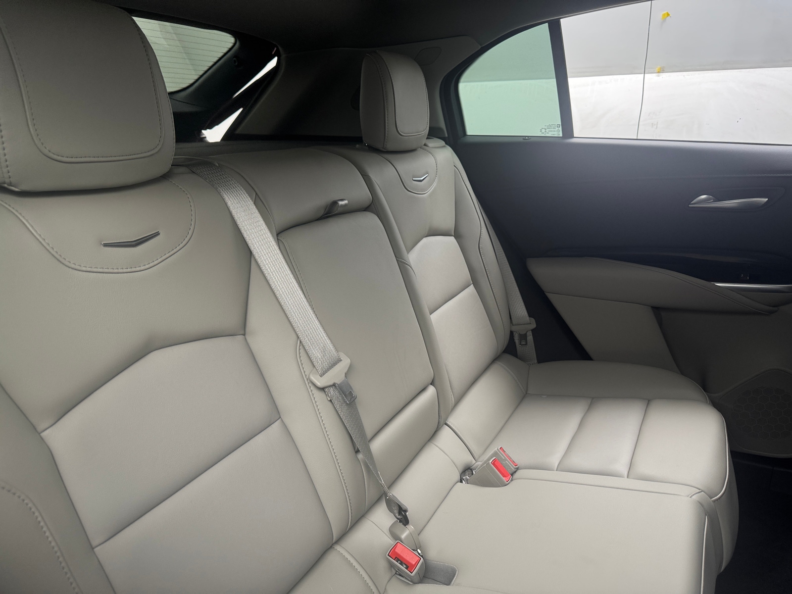 Thumbnail: 2023 Cadillac XT4 - 5