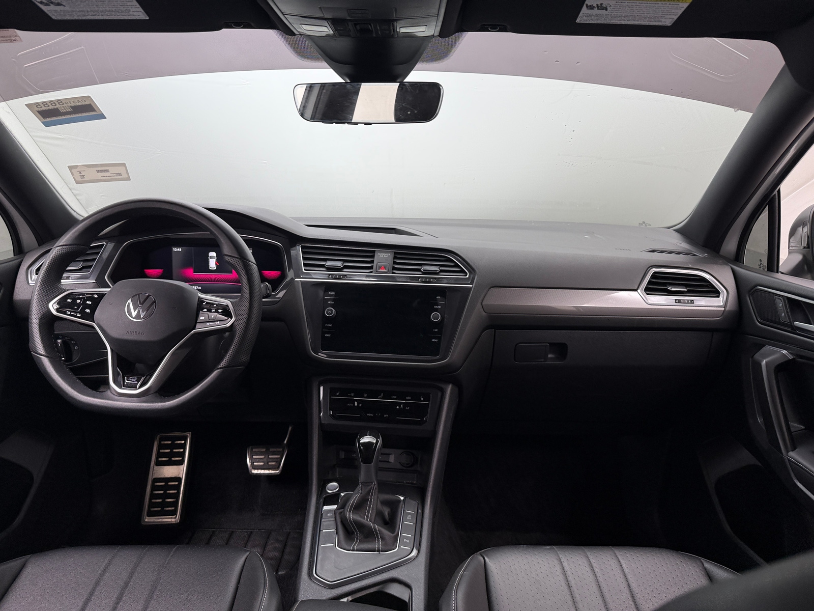 Thumbnail: 2022 Volkswagen Tiguan - 2