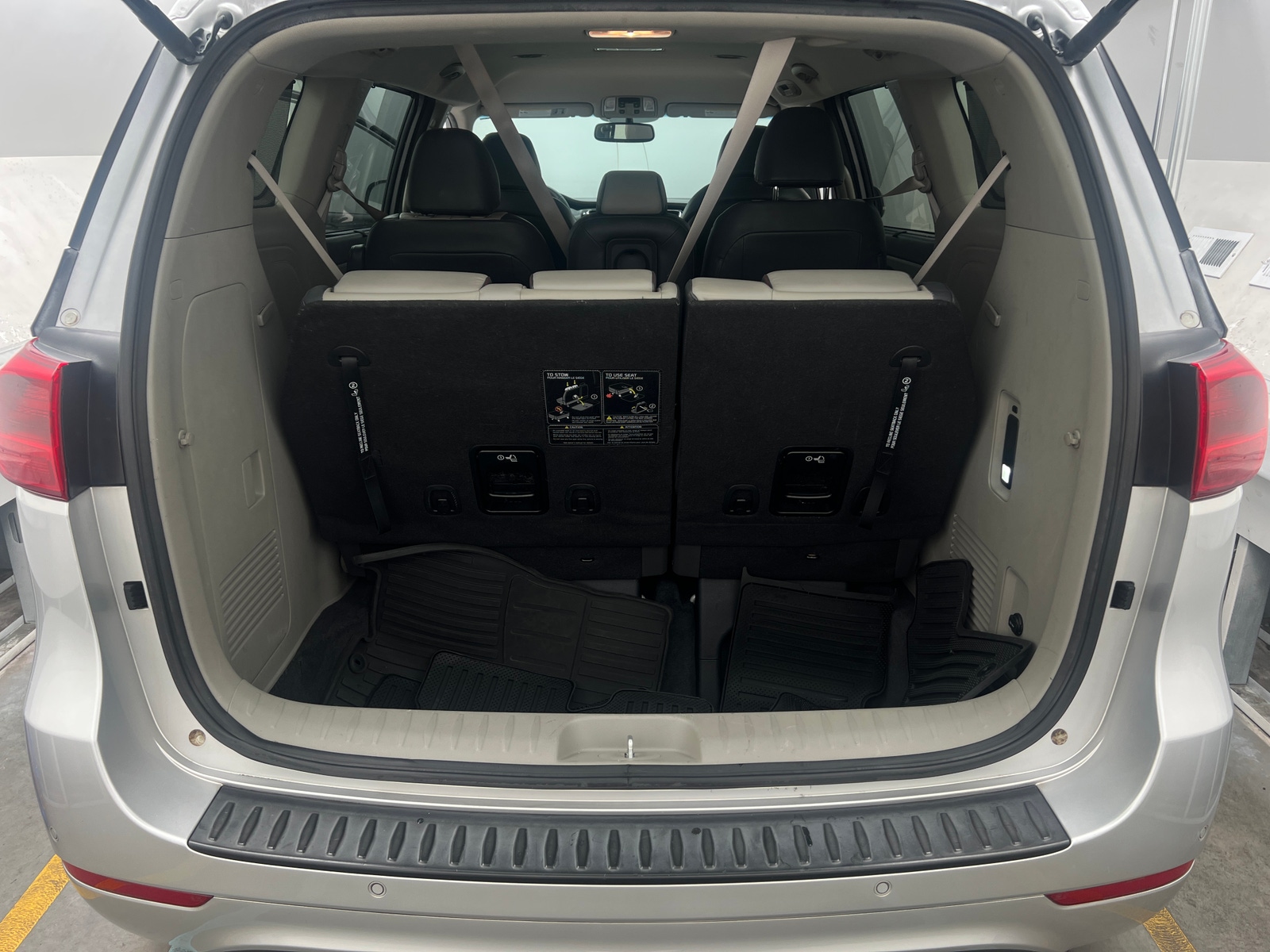 Thumbnail: 2017 Kia Sedona - 6