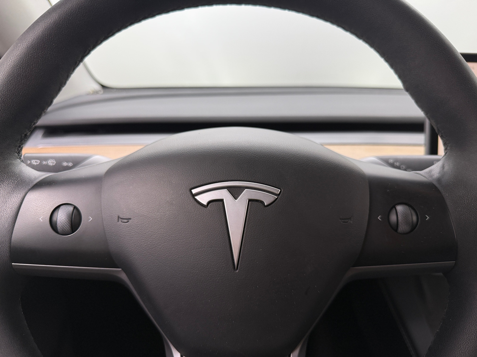 Thumbnail: 2023 Tesla Model Y - 4