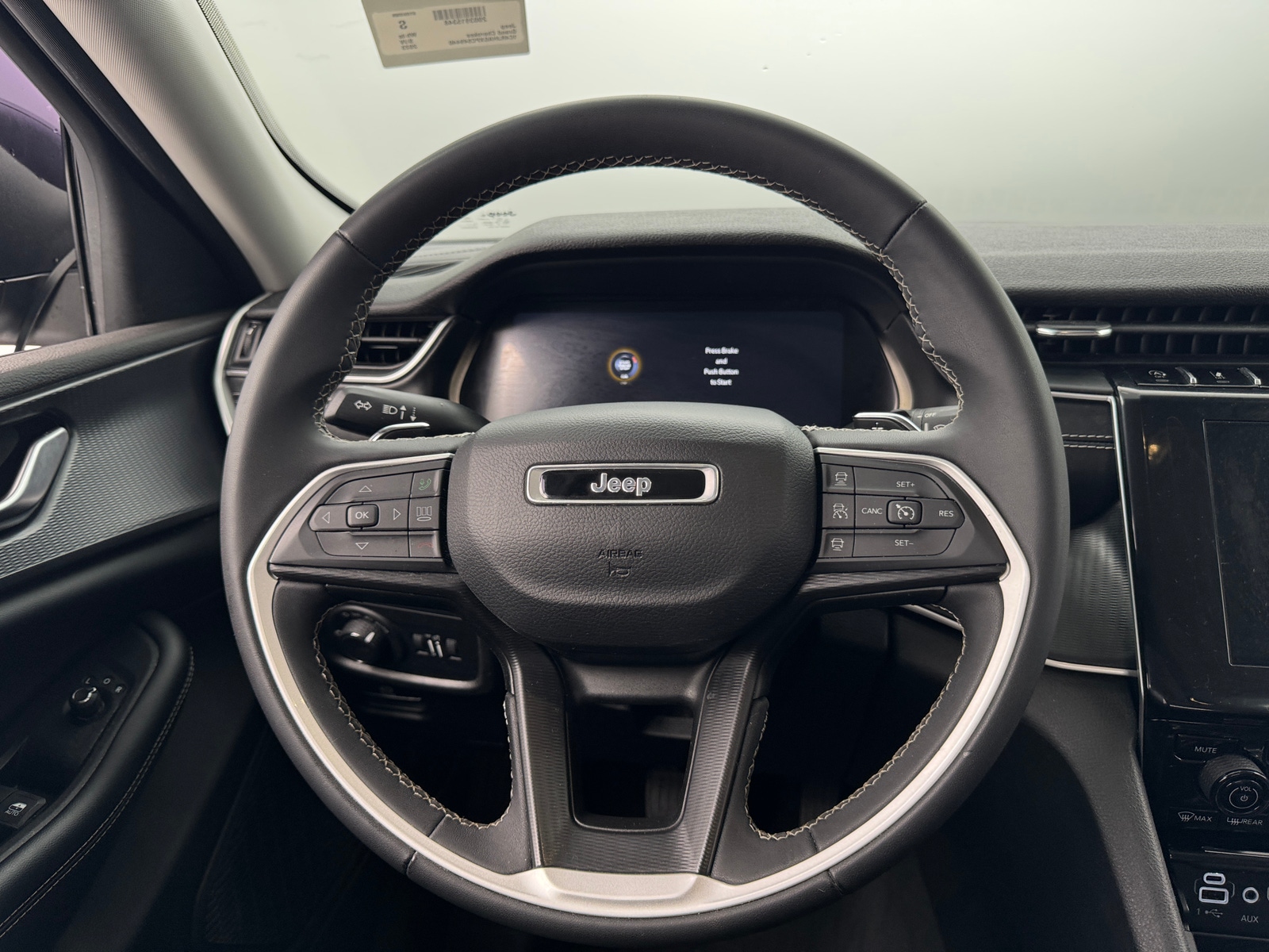 Thumbnail: 2023 Jeep Grand Cherokee - 5