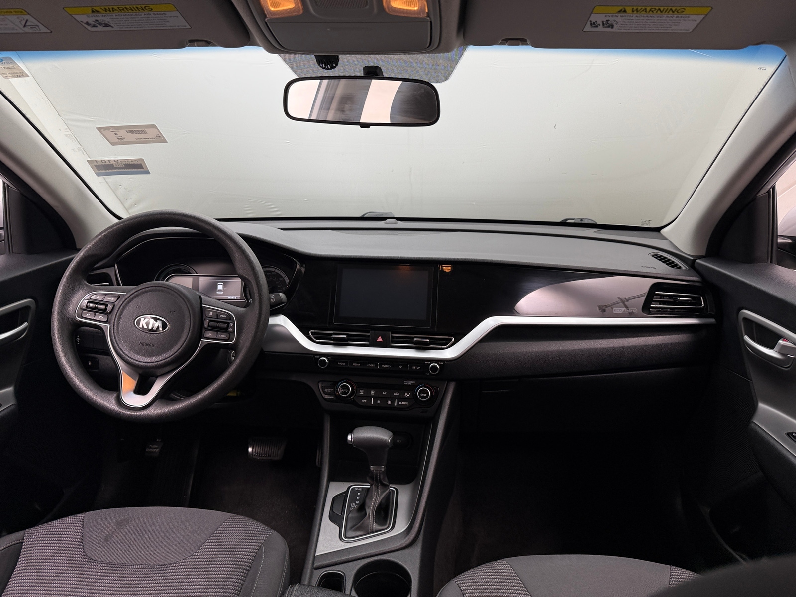 Thumbnail: 2021 Kia Niro - 3