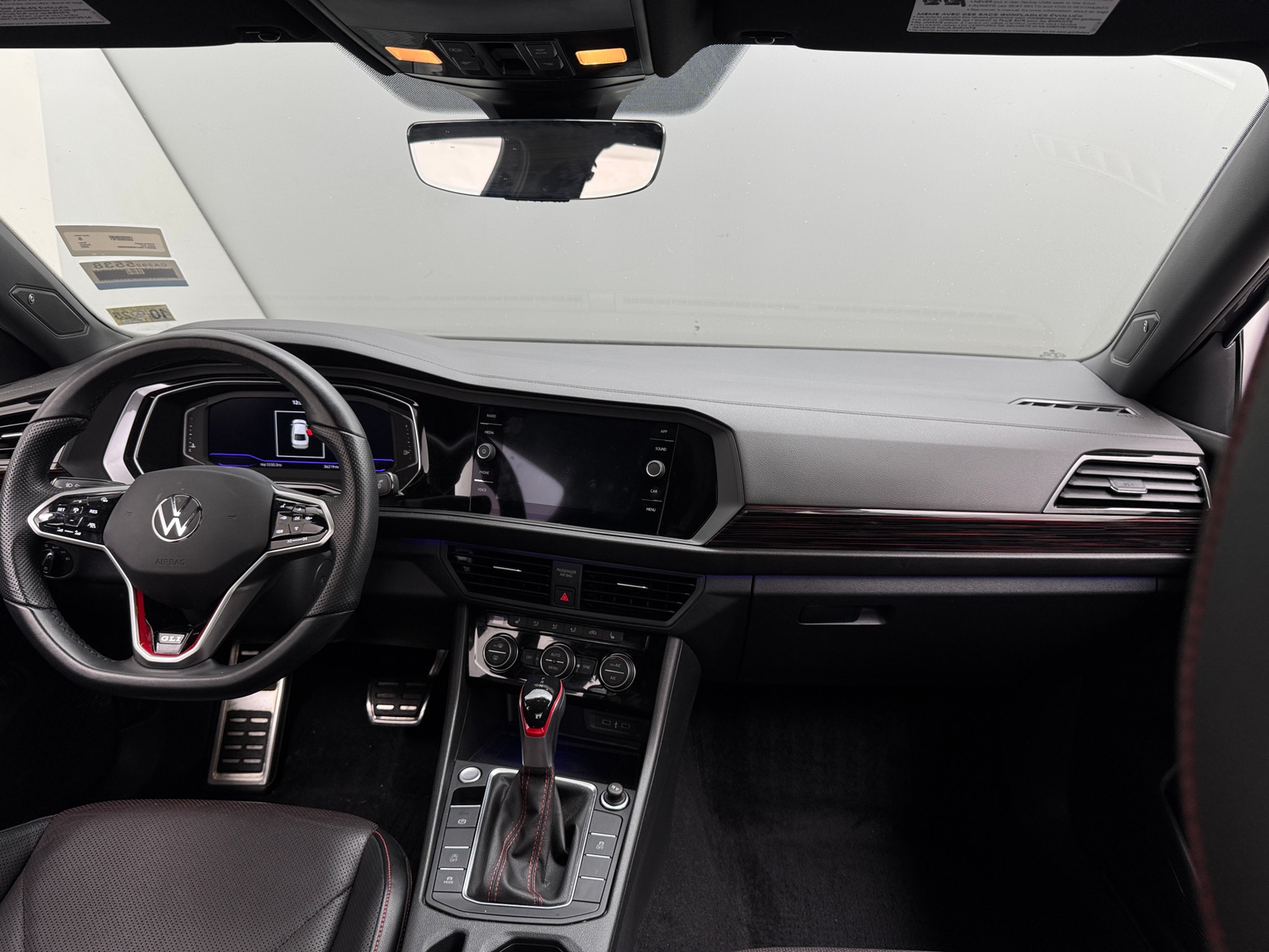 Thumbnail: 2022 Volkswagen Jetta - 2