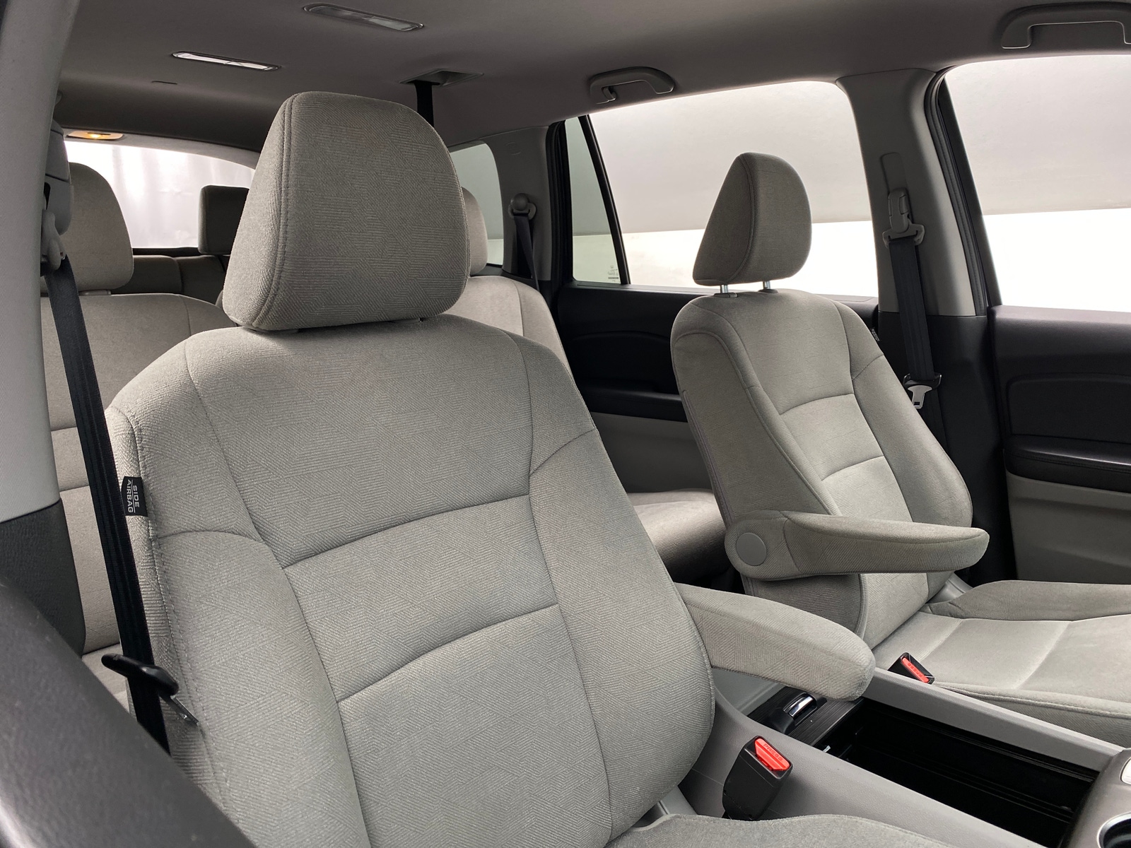Thumbnail: 2019 Honda Pilot - 2