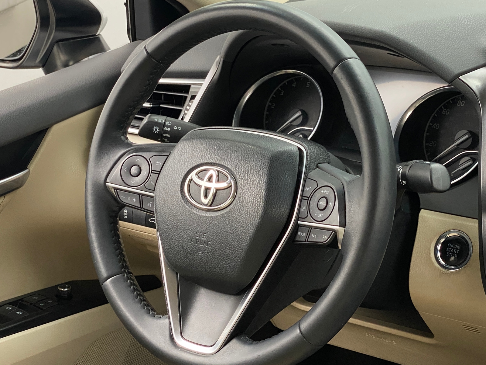 Thumbnail: 2018 Toyota Camry - 5