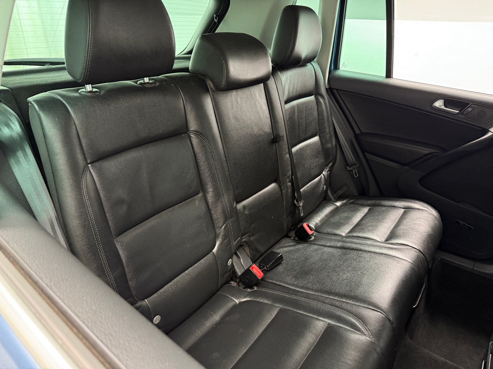 Thumbnail: 2017 Volkswagen Tiguan - 5