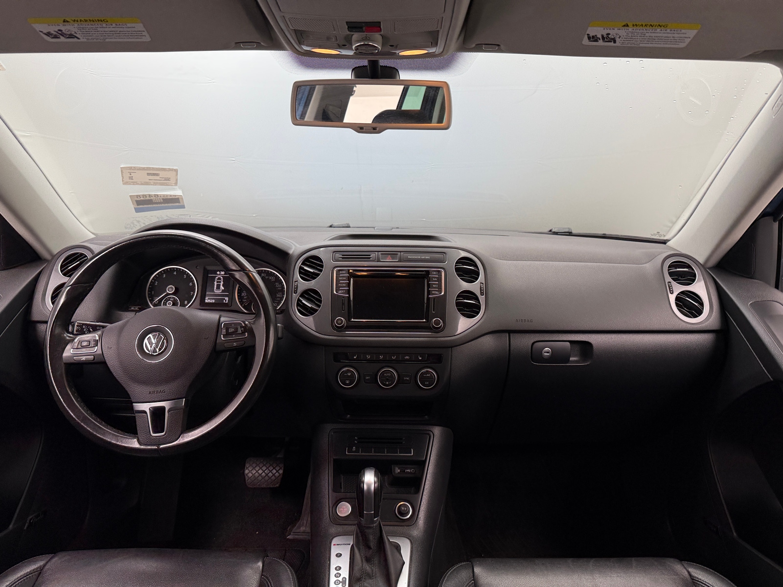 Thumbnail: 2017 Volkswagen Tiguan - 2