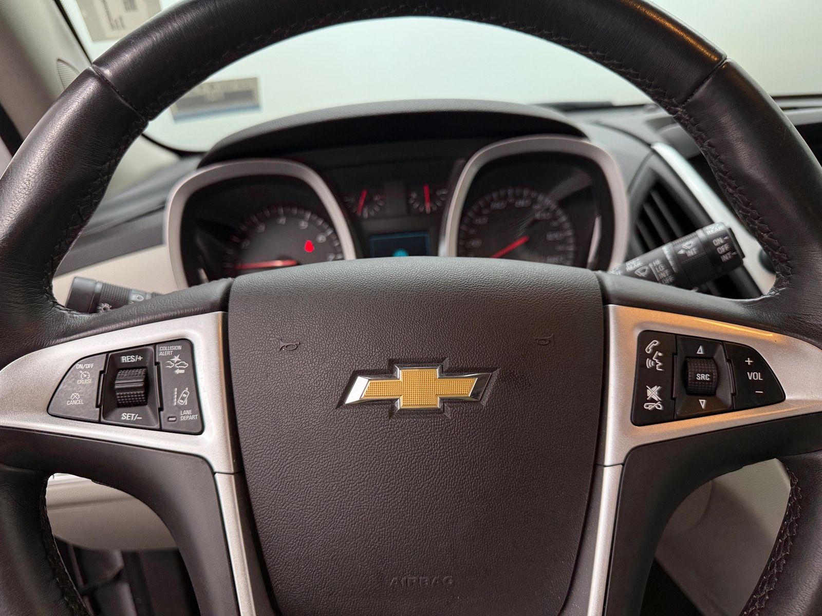 Thumbnail: 2015 Chevrolet Equinox - 4