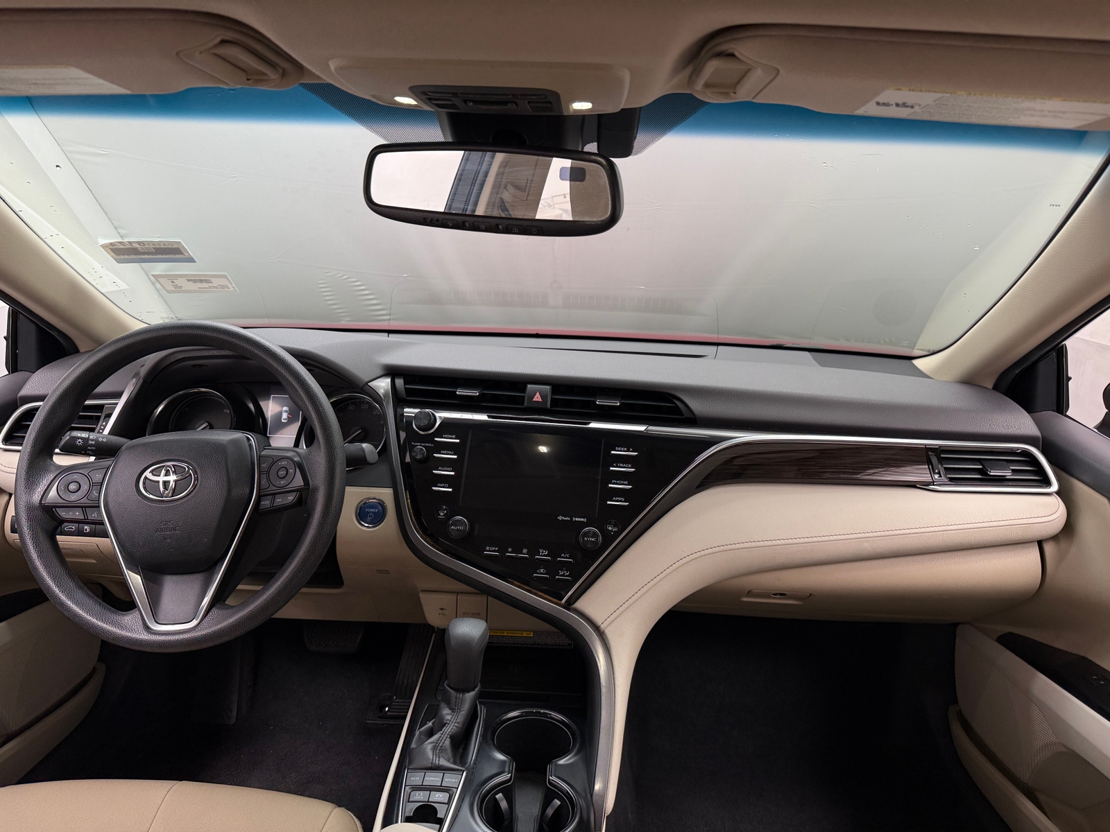 Thumbnail: 2018 Toyota Camry - 3