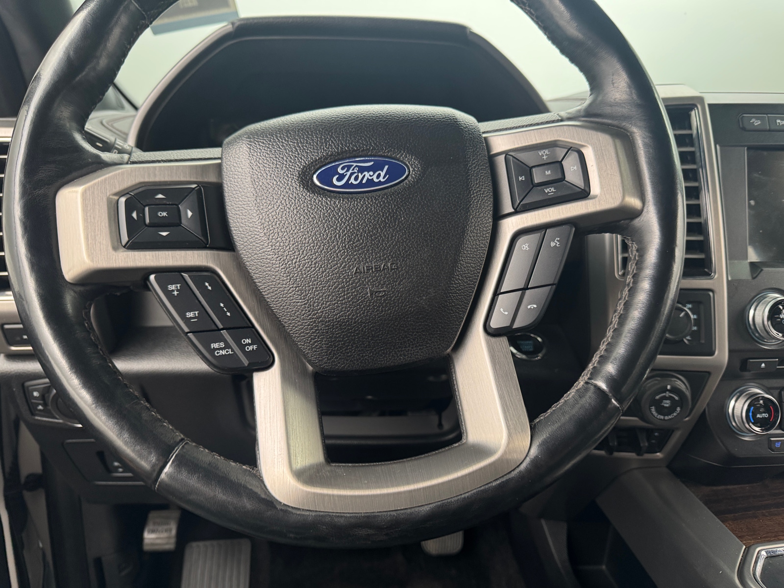 Thumbnail: 2017 Ford Econoline - 4