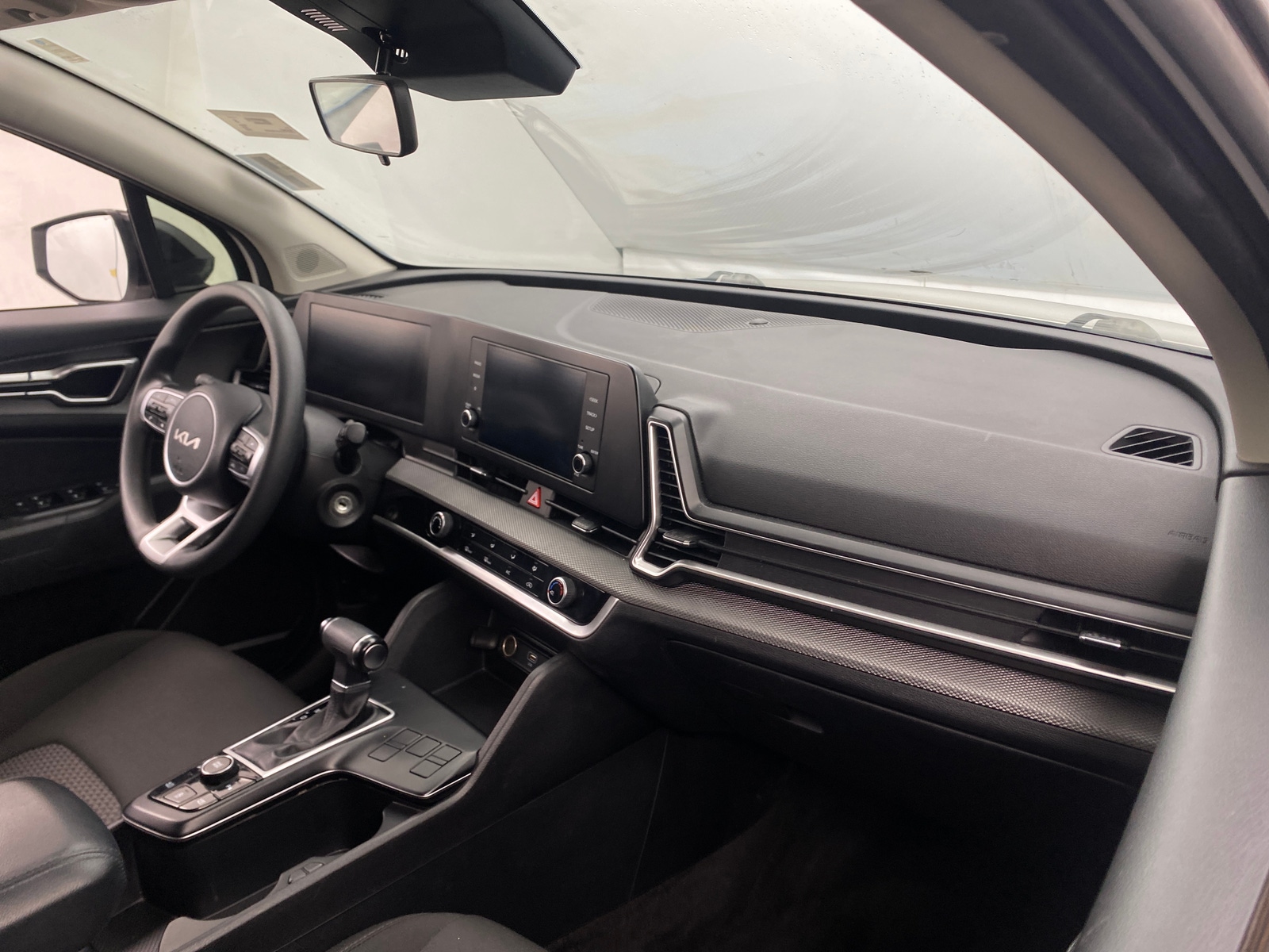 Thumbnail: 2023 Kia Sportage - 3
