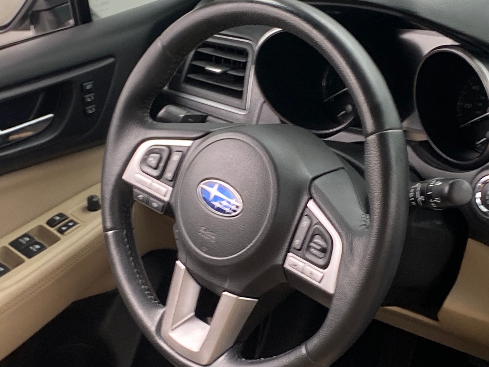 Thumbnail: 2017 Subaru Outback - 4