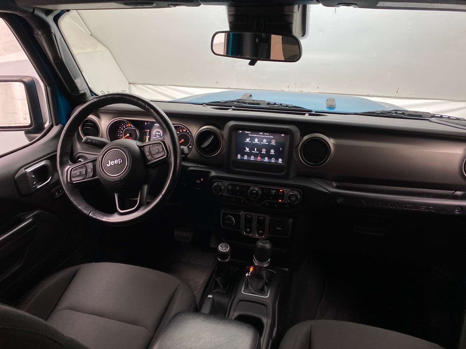 Thumbnail: 2020 Jeep Wrangler - 3
