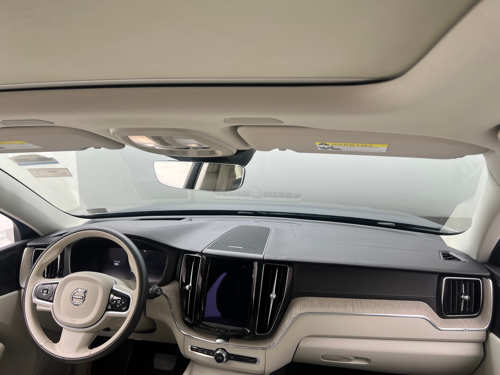 Thumbnail: 2022 Volvo XC60 - 2