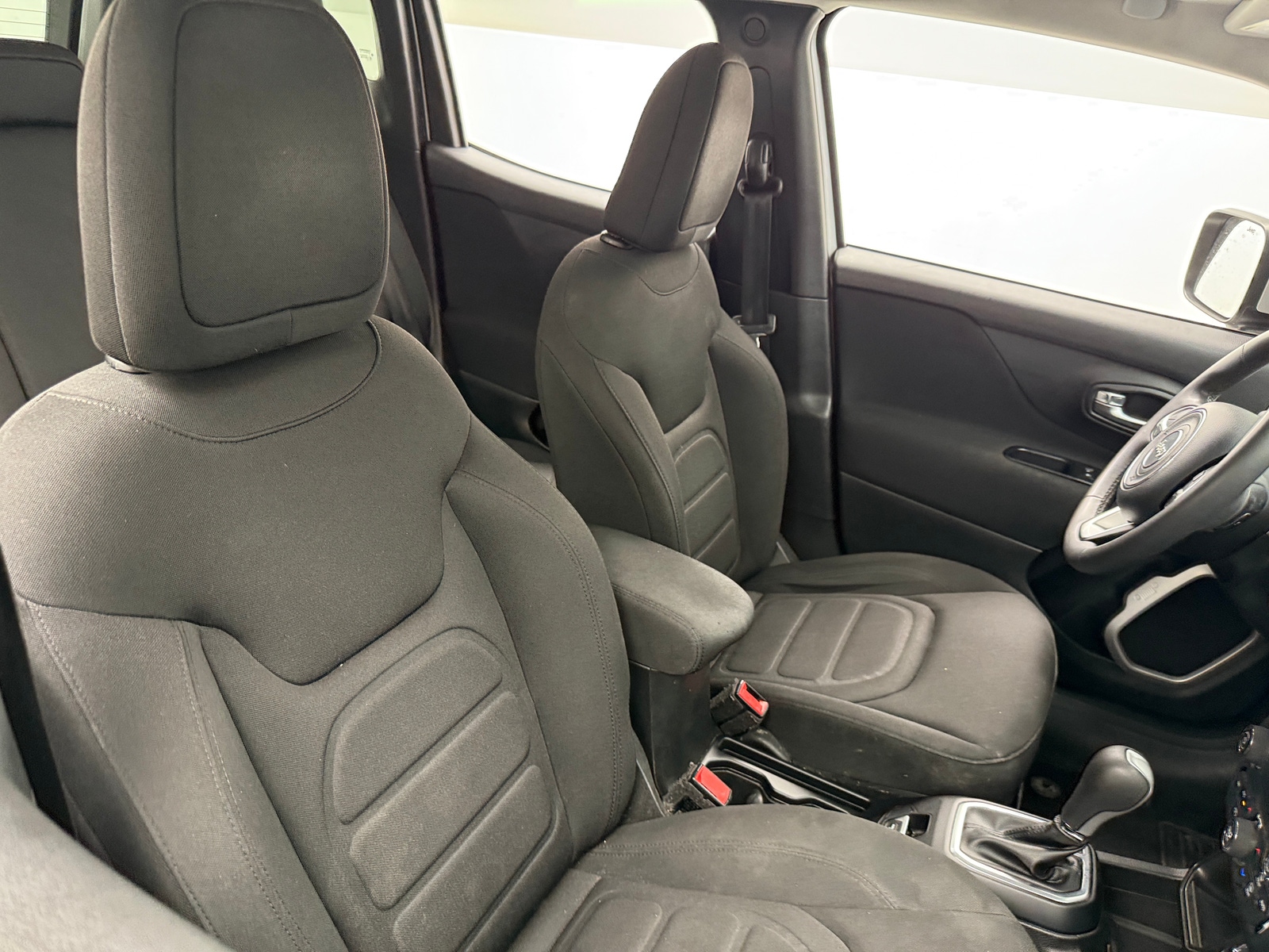 Thumbnail: 2018 Jeep Renegade - 2