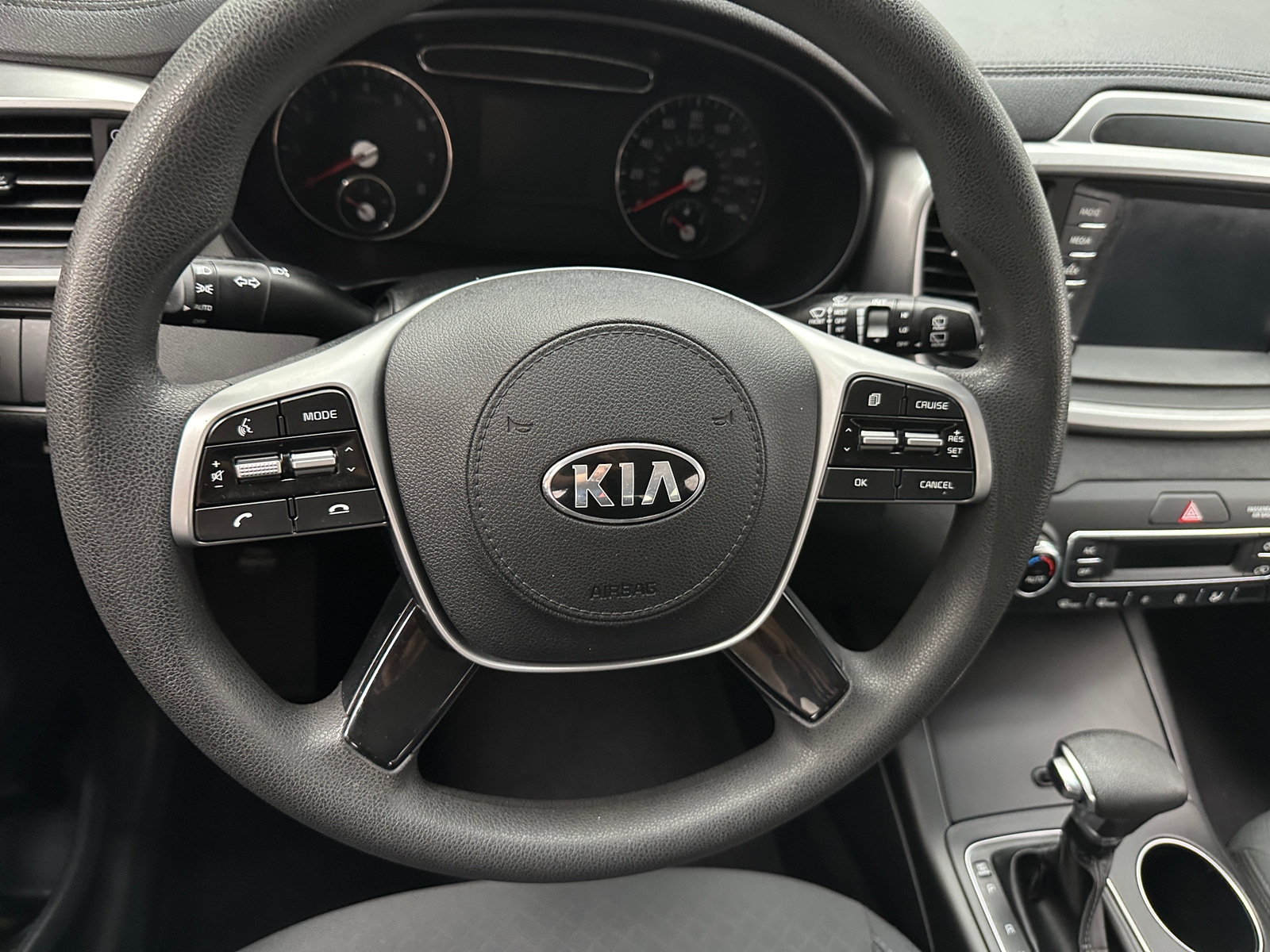 Thumbnail: 2019 Kia Sorento - 5