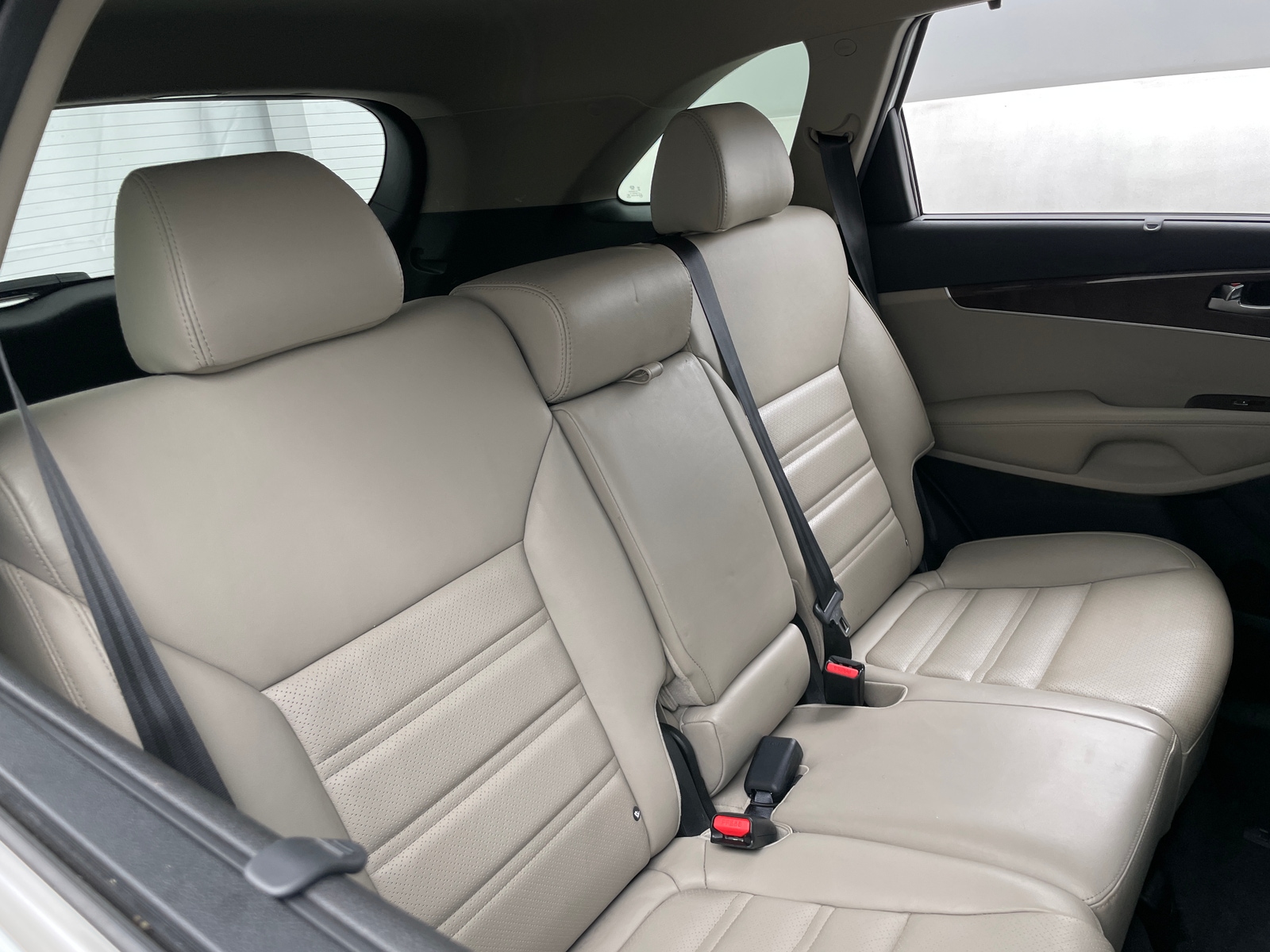 Thumbnail: 2017 Kia Sorento - 5