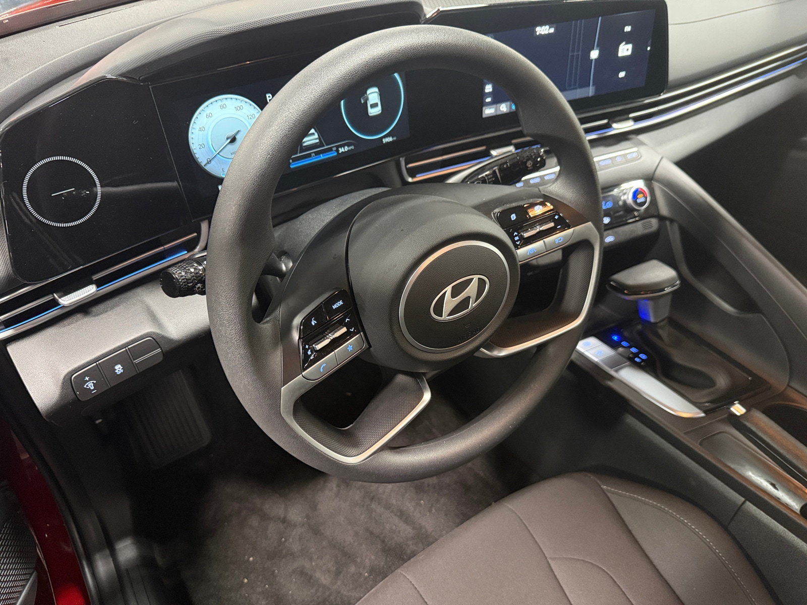 Thumbnail: 2024 Hyundai Elantra - 5