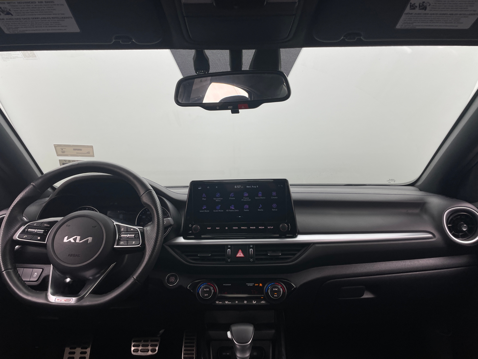 Thumbnail: 2024 Kia Forte - 3
