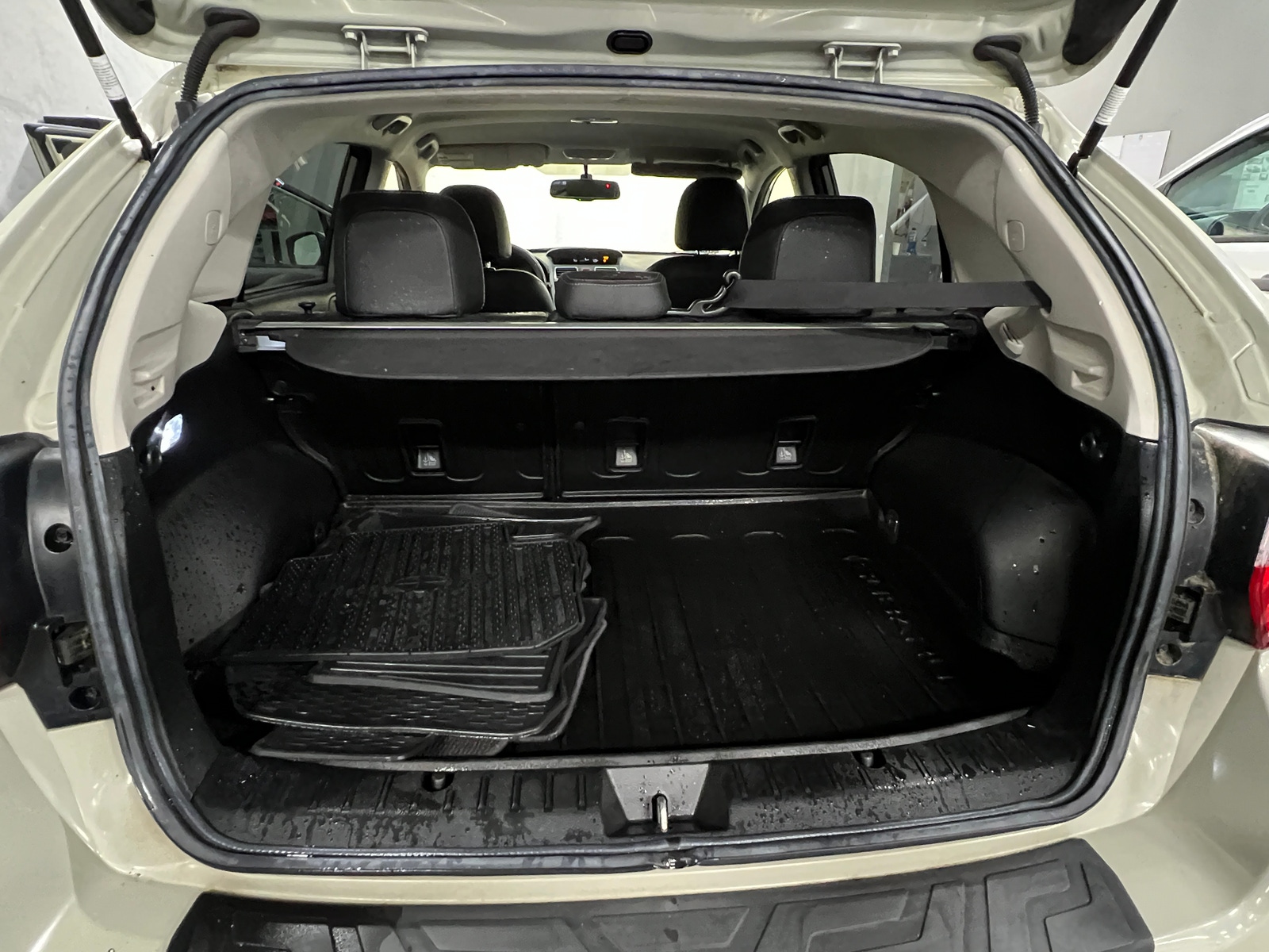 Thumbnail: 2015 Subaru XV Crosstrek - 6