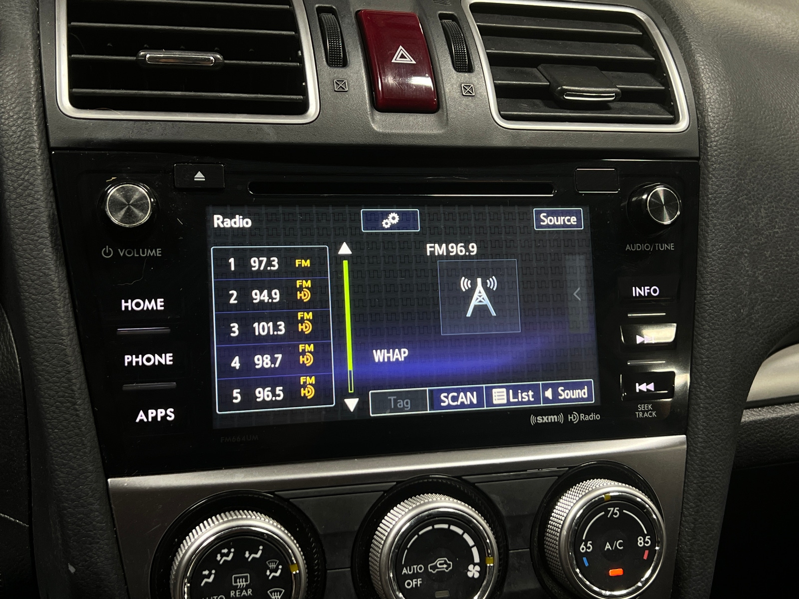 Thumbnail: 2015 Subaru XV Crosstrek - 3