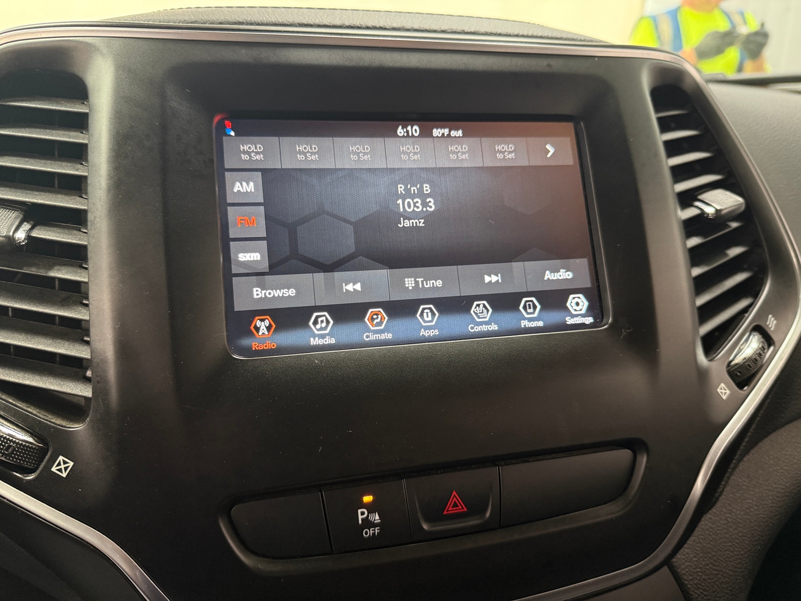 Thumbnail: 2019 Jeep Cherokee - 4