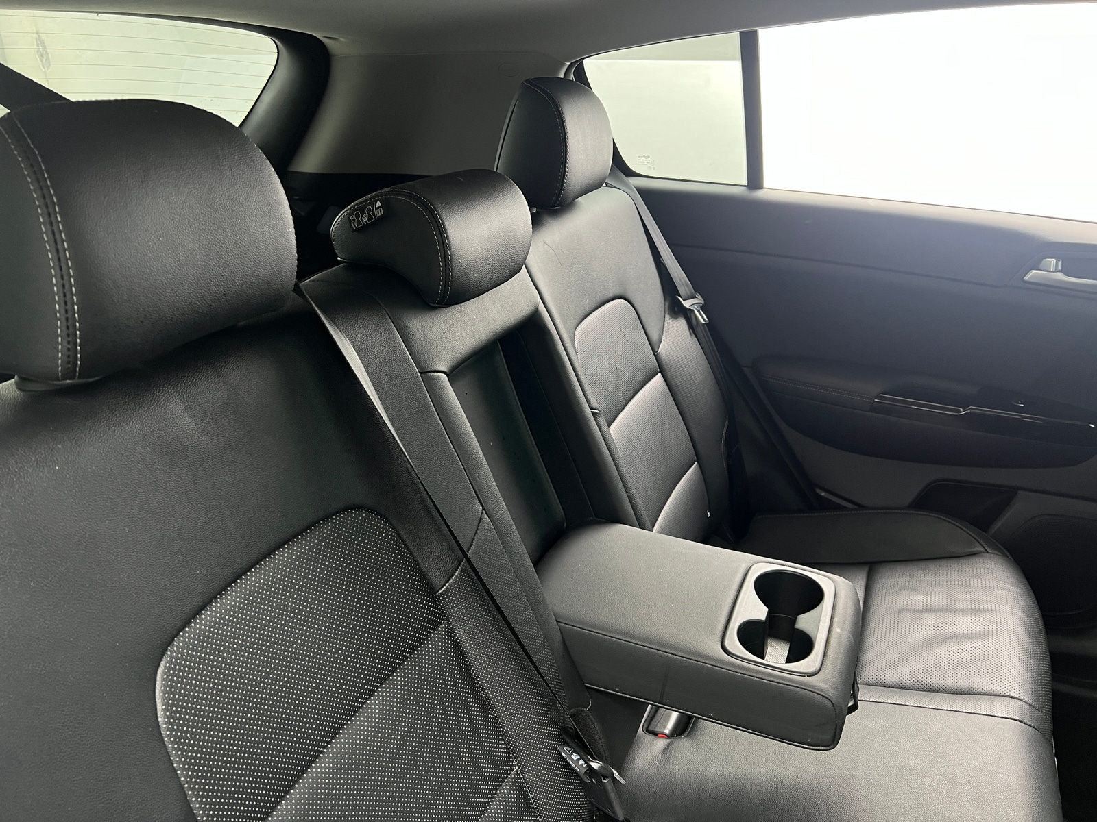 Thumbnail: 2022 Kia Sportage - 5