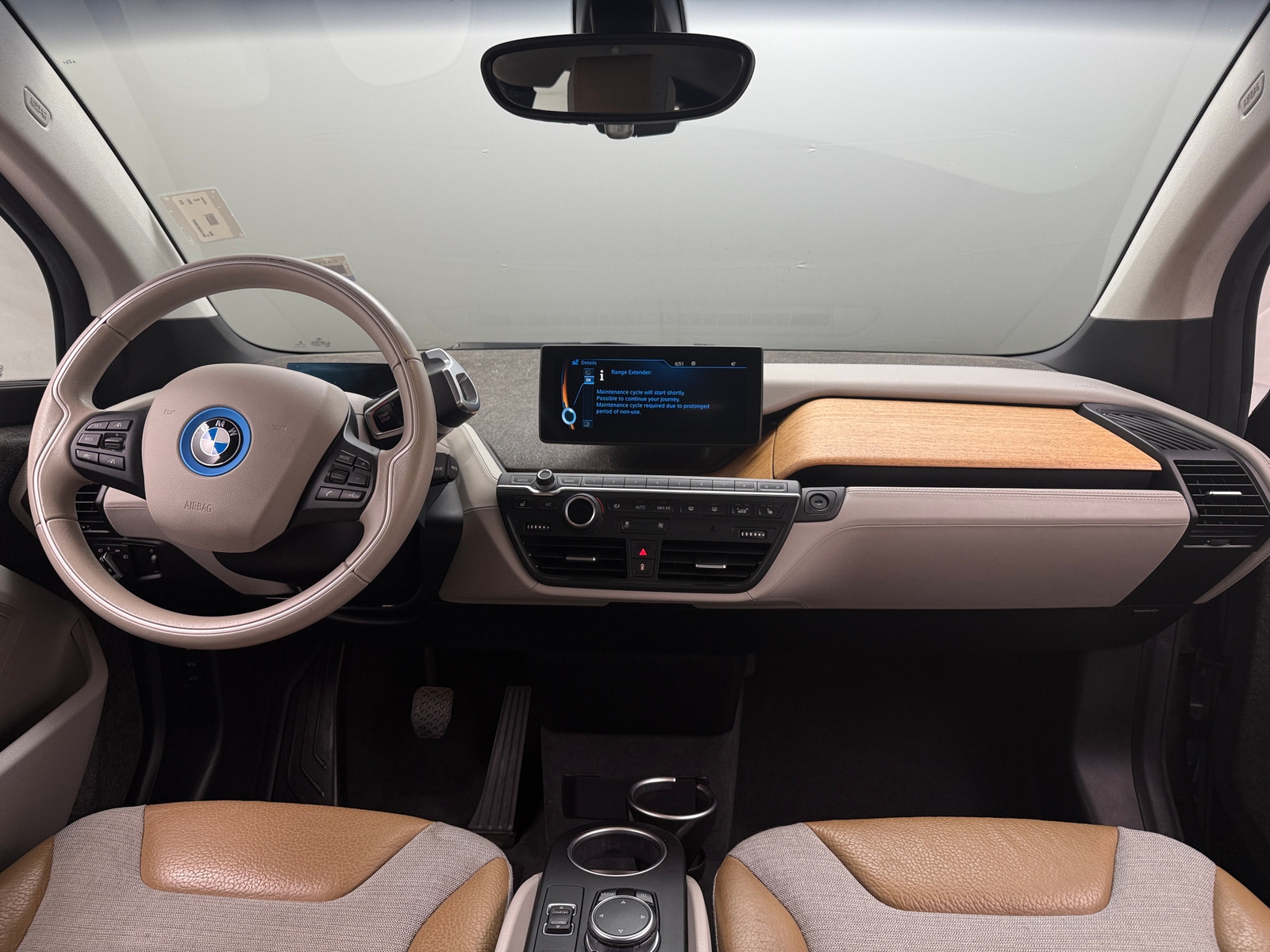 Thumbnail: 2015 BMW i3 - 2
