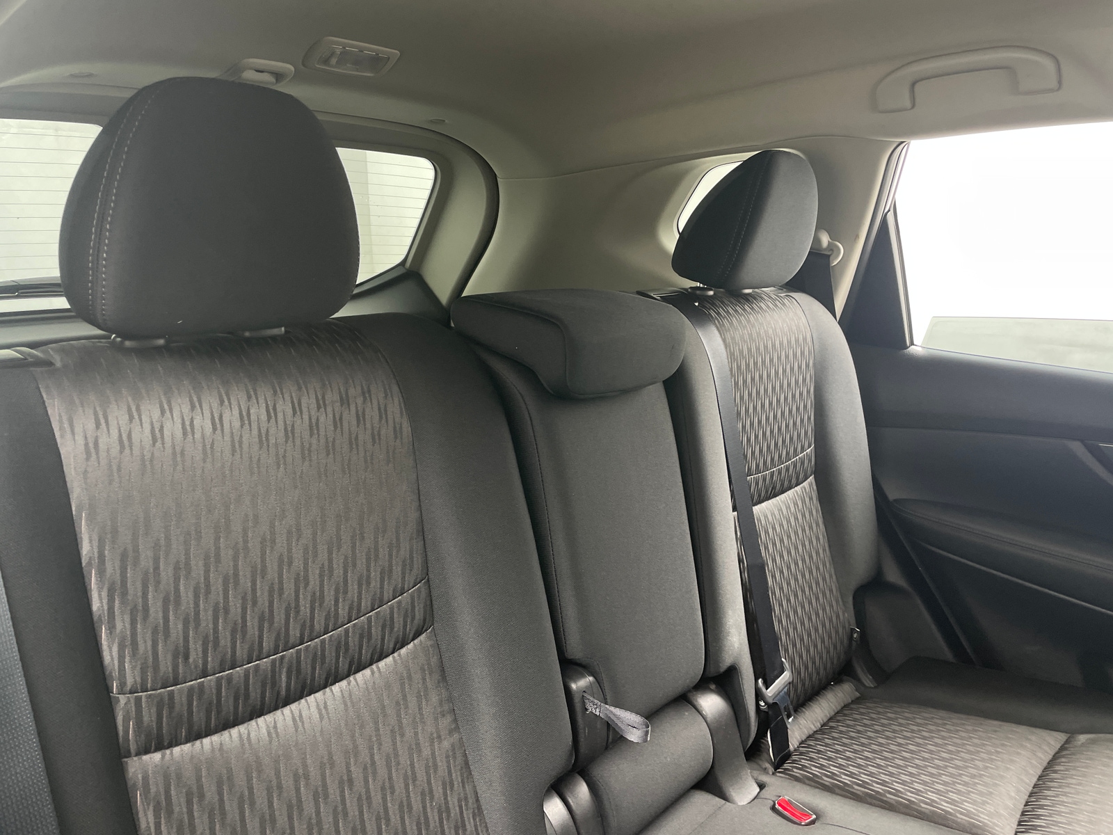 Thumbnail: 2020 Nissan Rogue - 6