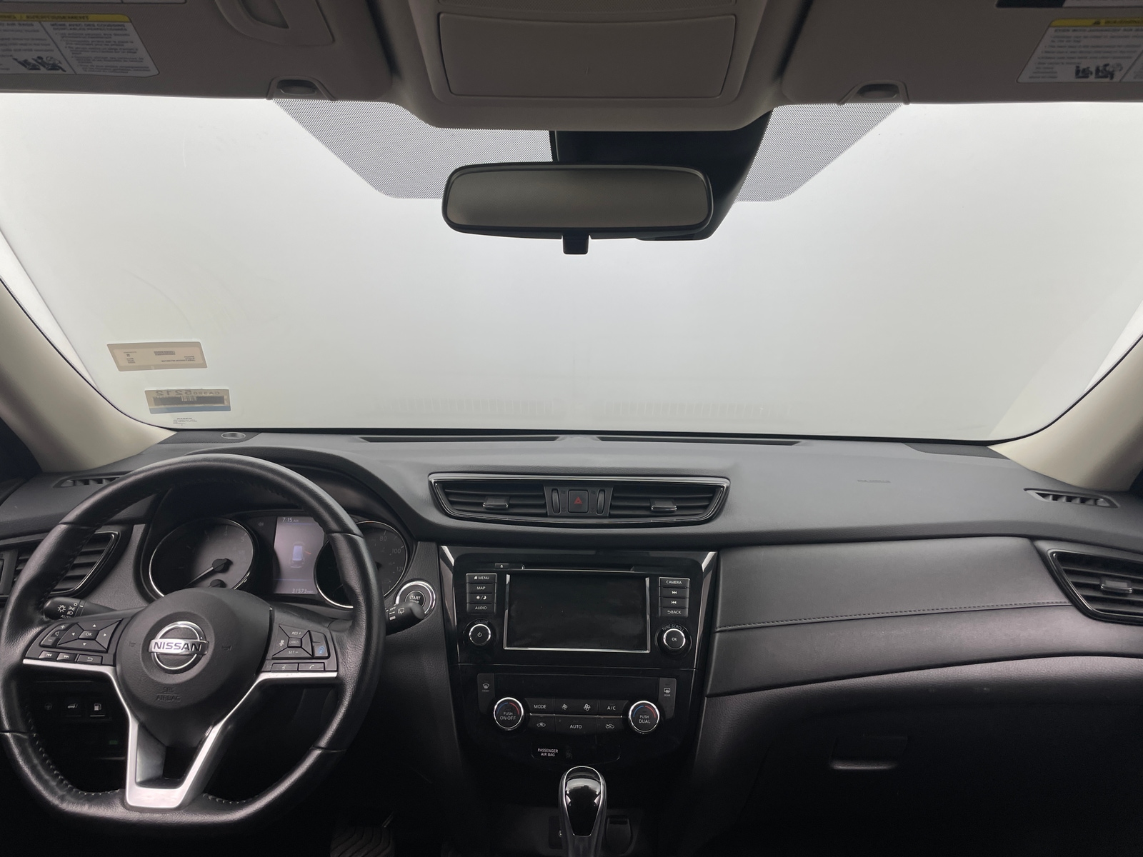 Thumbnail: 2020 Nissan Rogue - 3