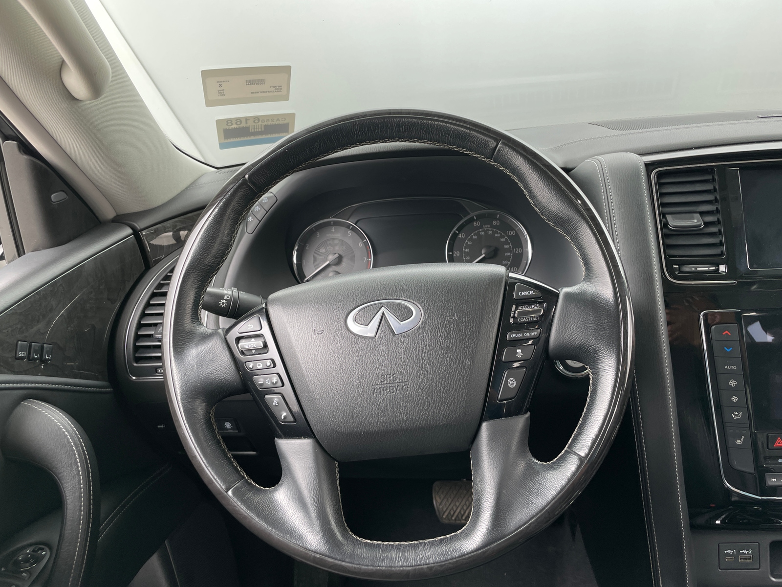 Thumbnail: 2021 INFINITI QX80 - 4