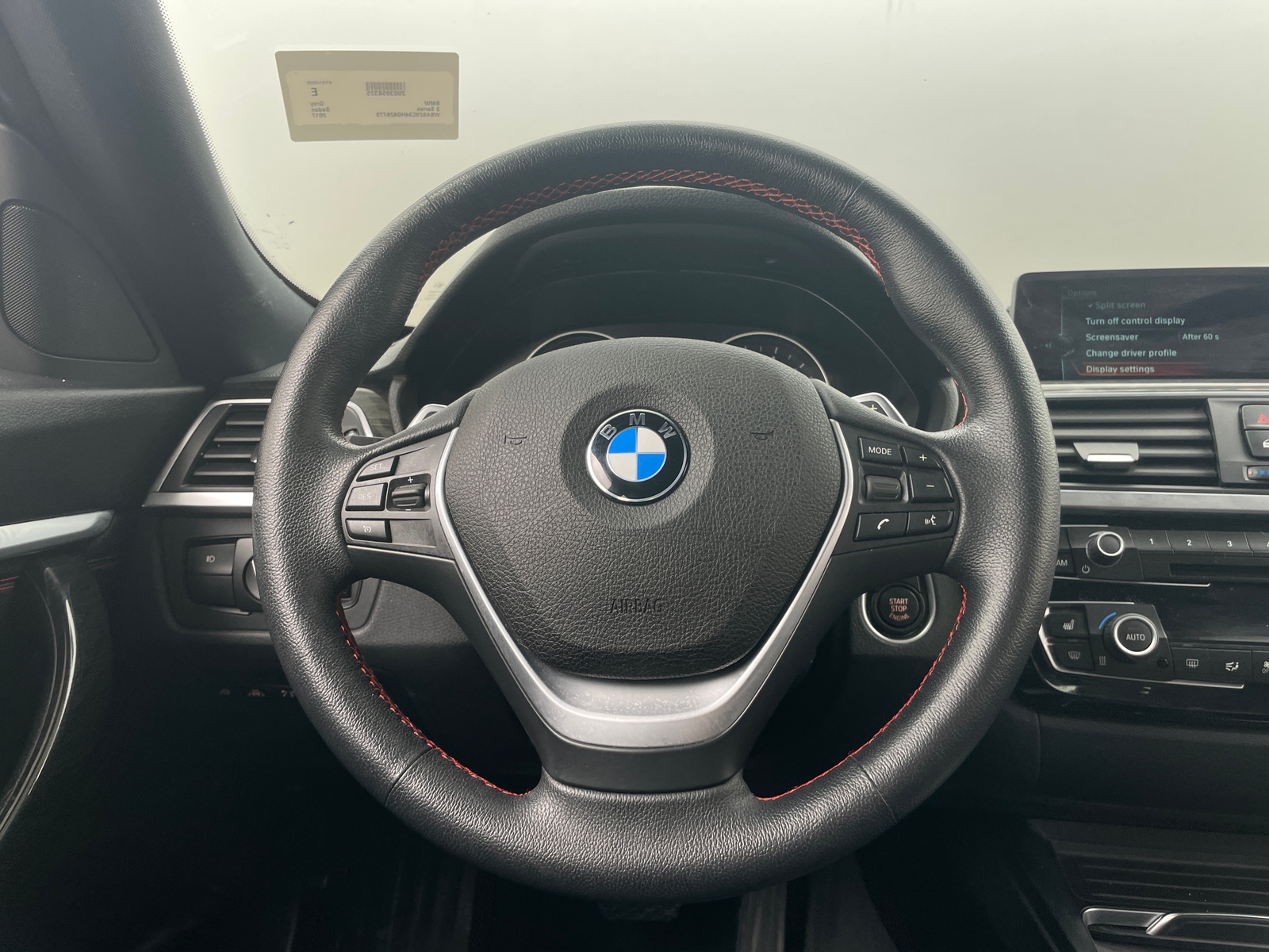 Thumbnail: 2017 BMW 3 Series - 4