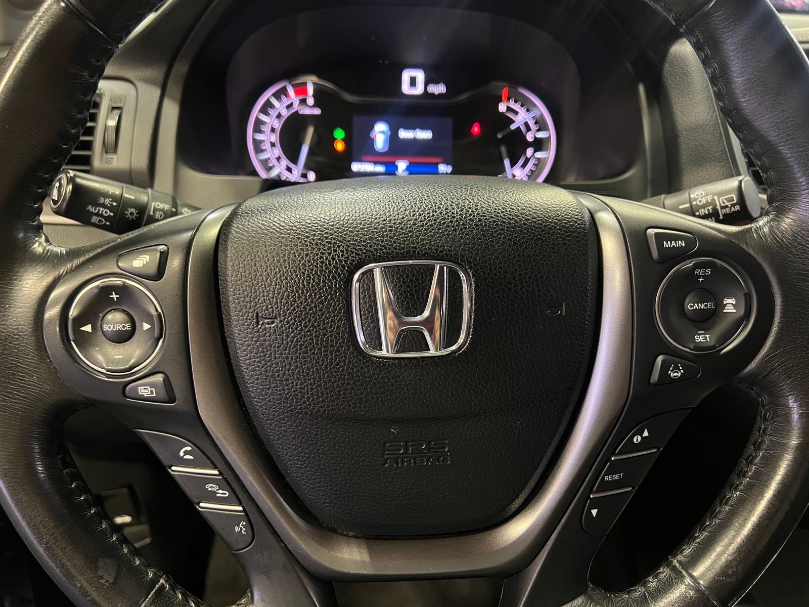 Thumbnail: 2018 Honda Pilot - 4