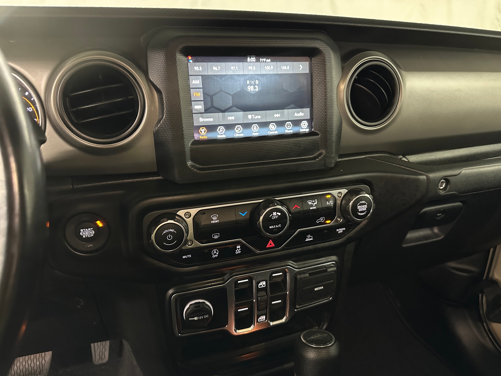 Thumbnail: 2022 Jeep Gladiator - 4