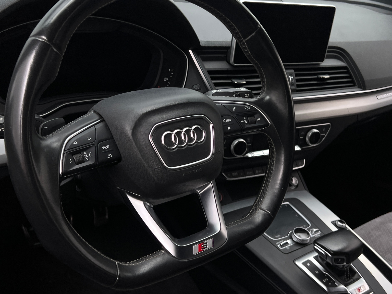 Thumbnail: 2018 Audi SQ5 - 4