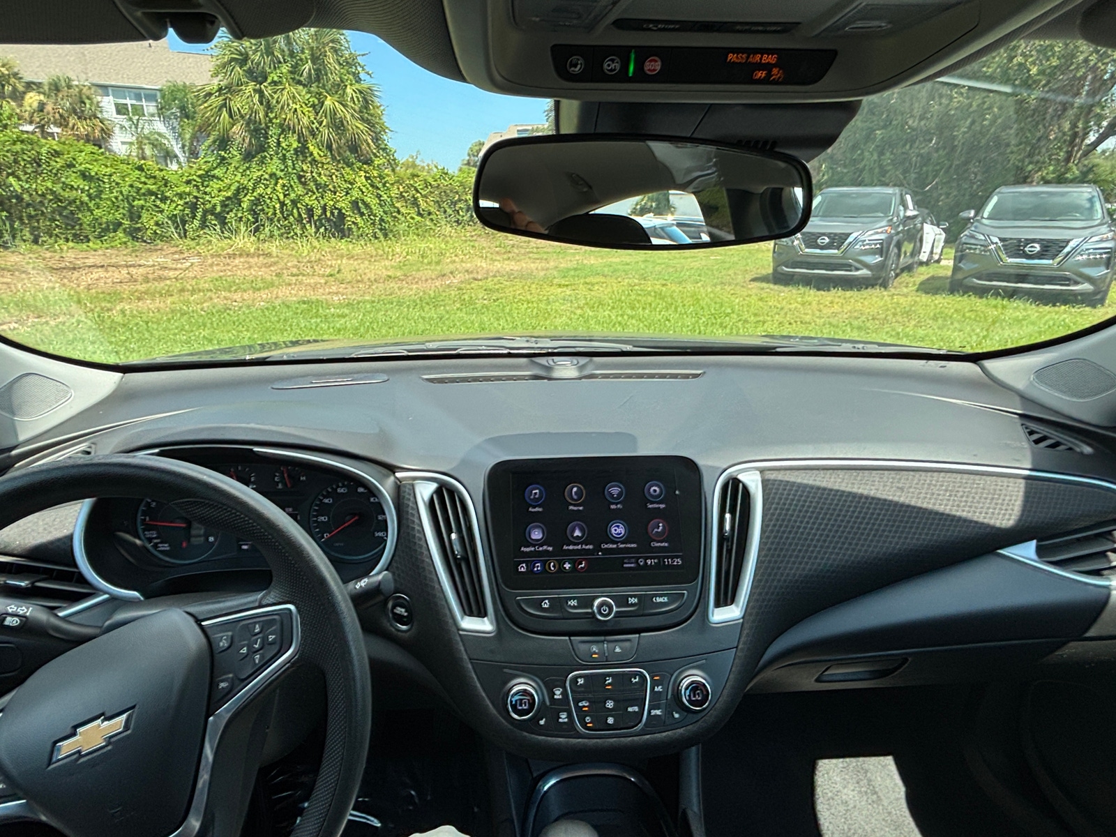 Thumbnail: 2023 Chevrolet Malibu - 3