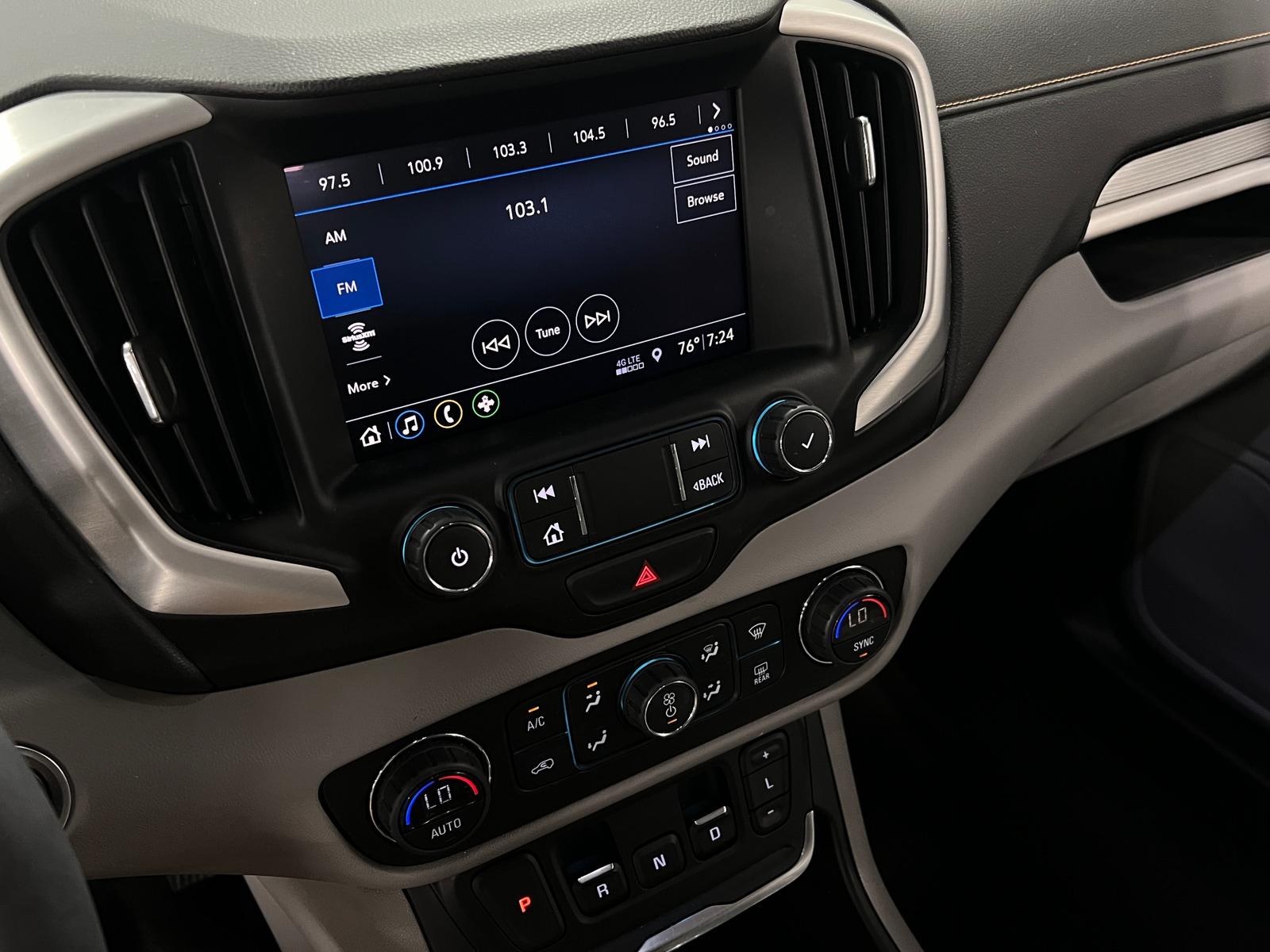 Thumbnail: 2020 GMC Terrain - 3