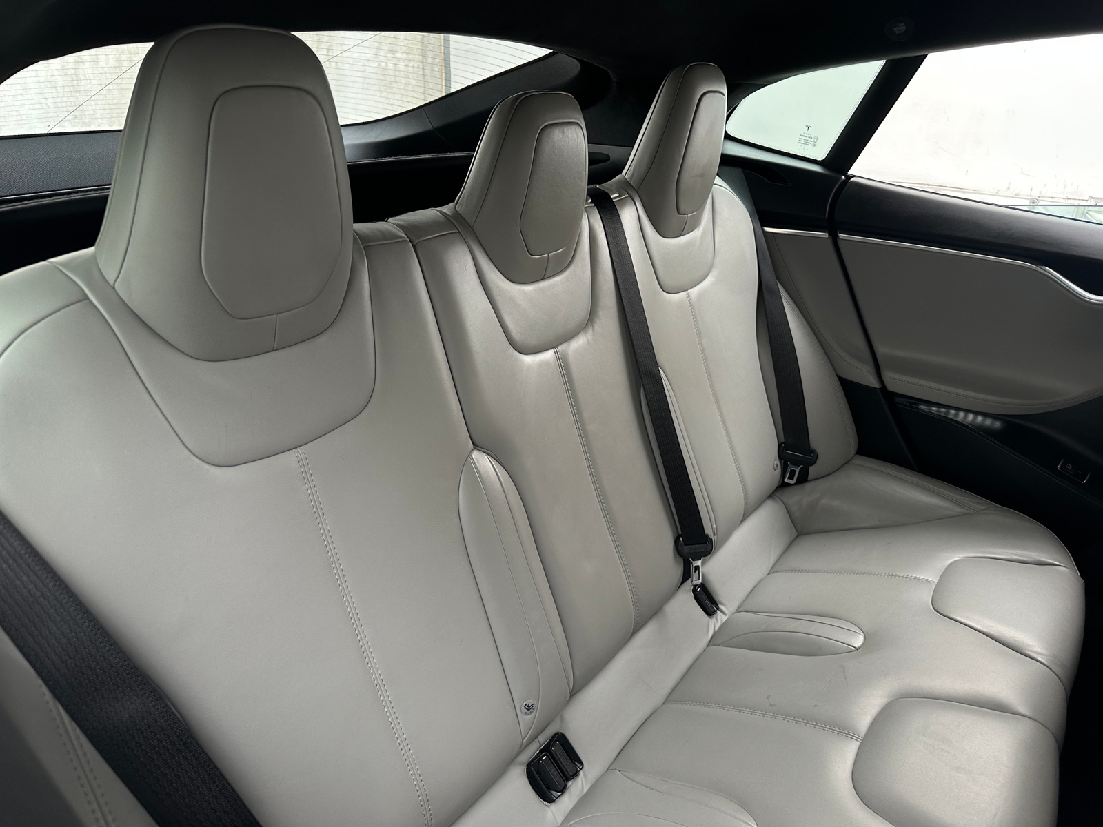Thumbnail: 2016 Tesla Model S - 5