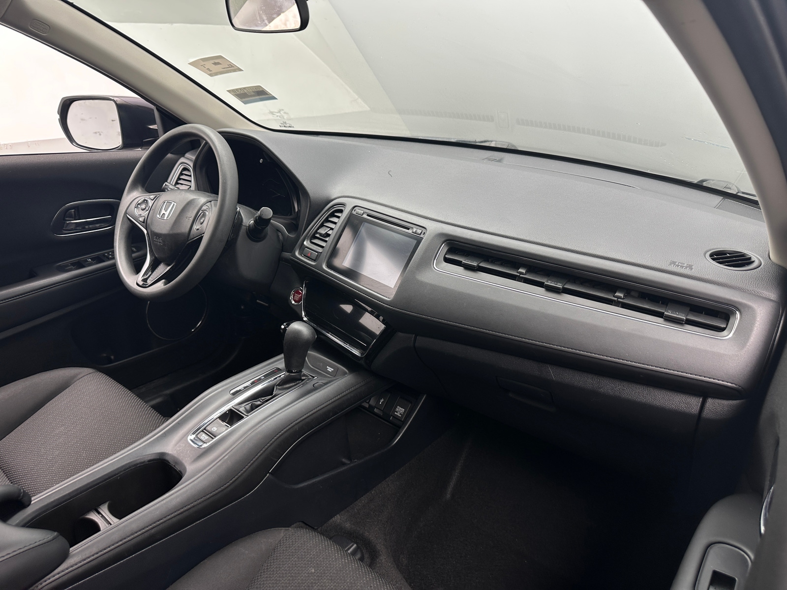 Thumbnail: 2018 Honda HR-V - 3