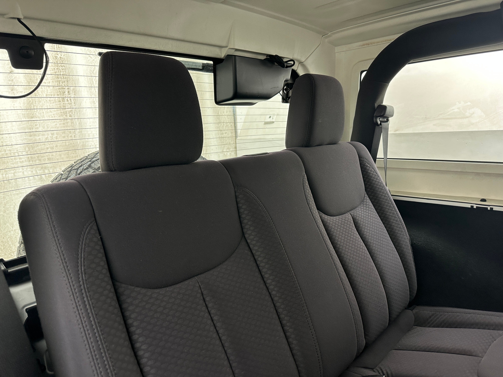 Thumbnail: 2013 Jeep Wrangler - 6