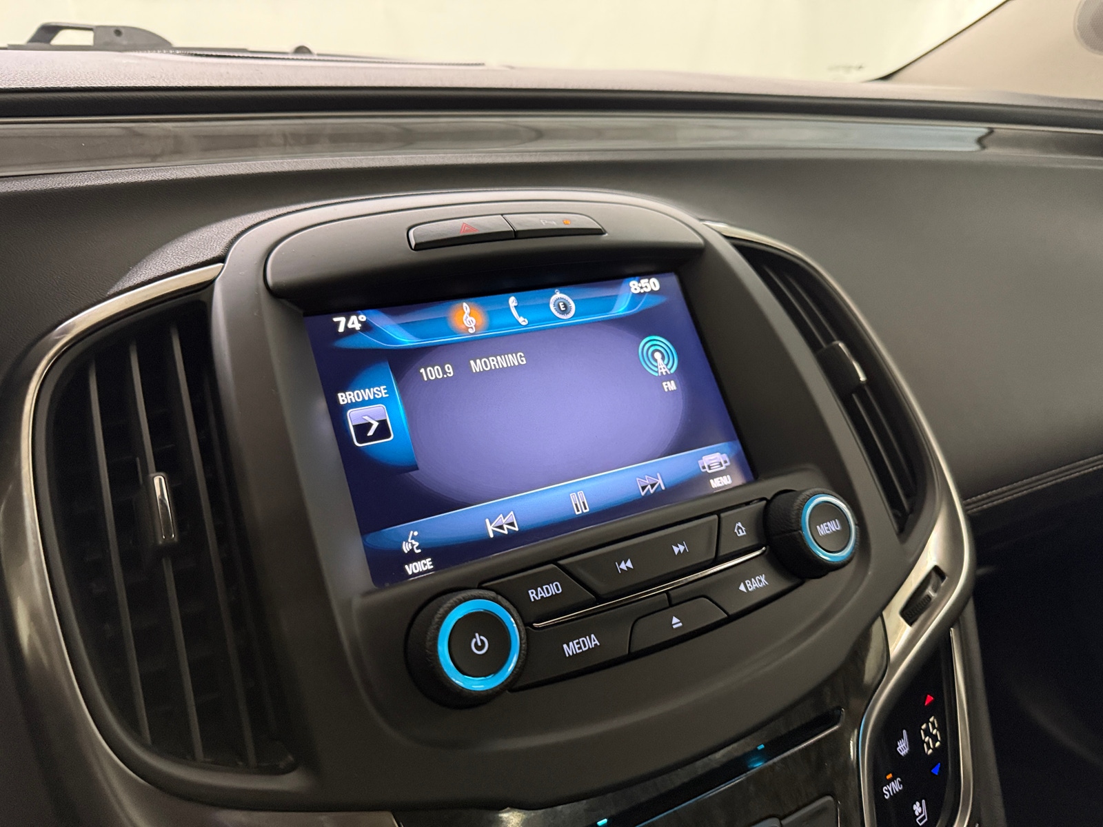 Thumbnail: 2014 Buick LaCrosse - 3