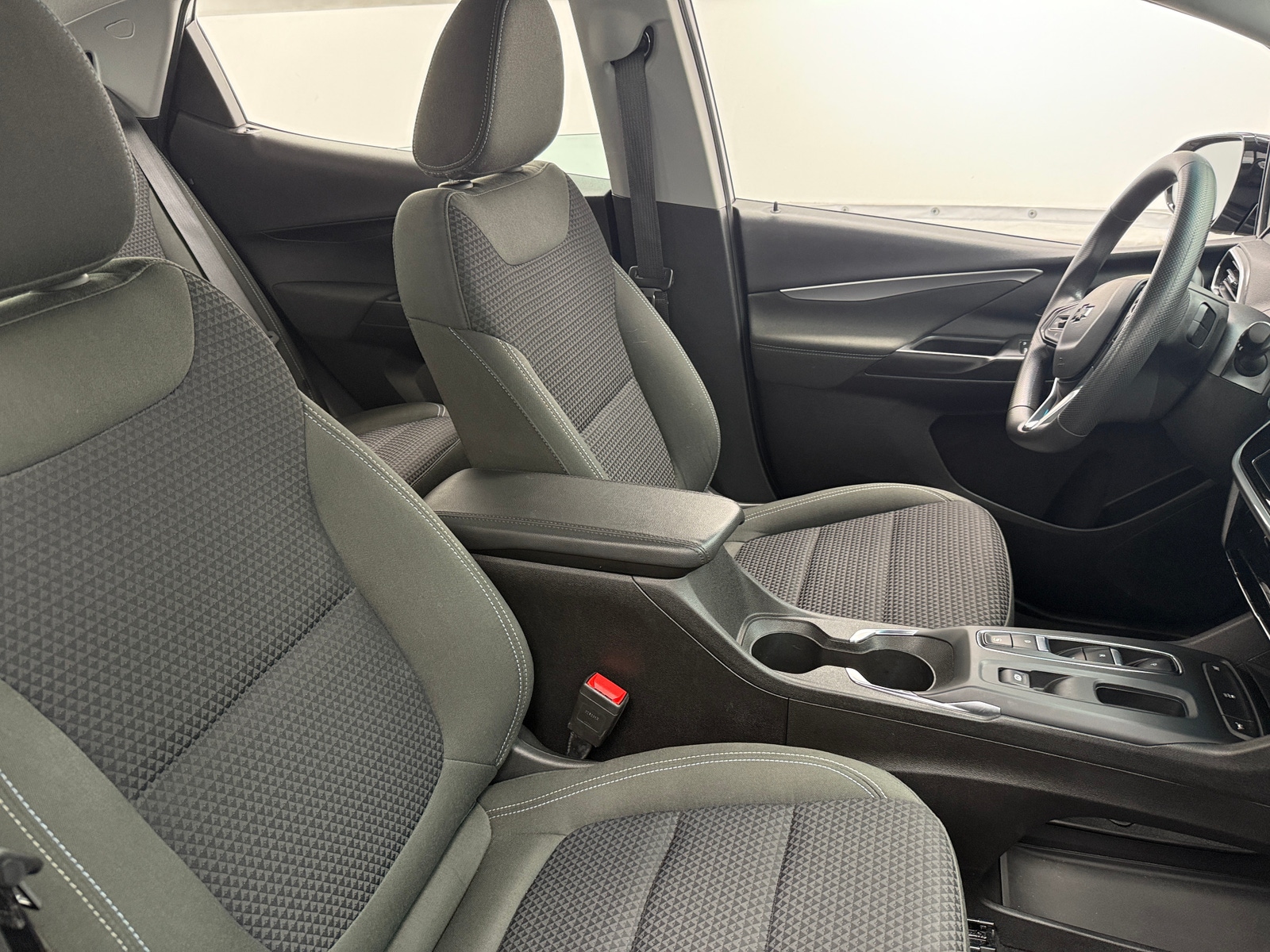 Thumbnail: 2023 Chevrolet Bolt EV - 2