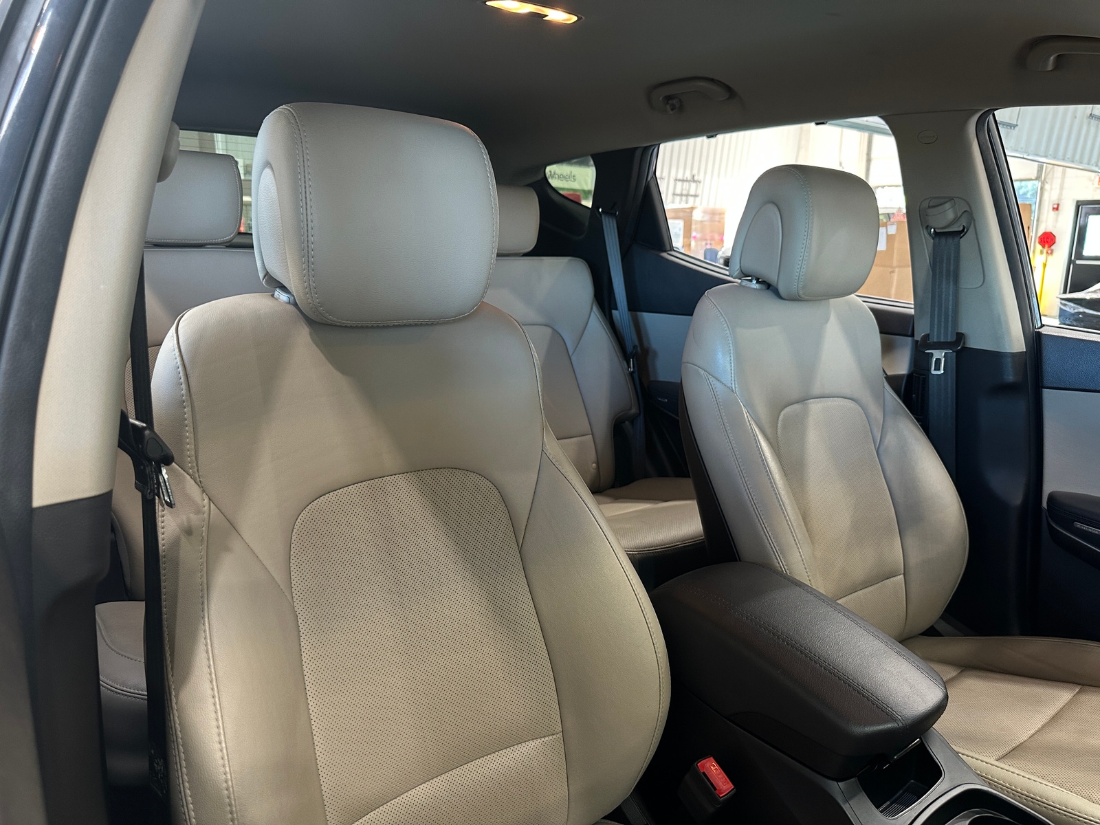 Thumbnail: 2017 Hyundai Santa Fe - 2