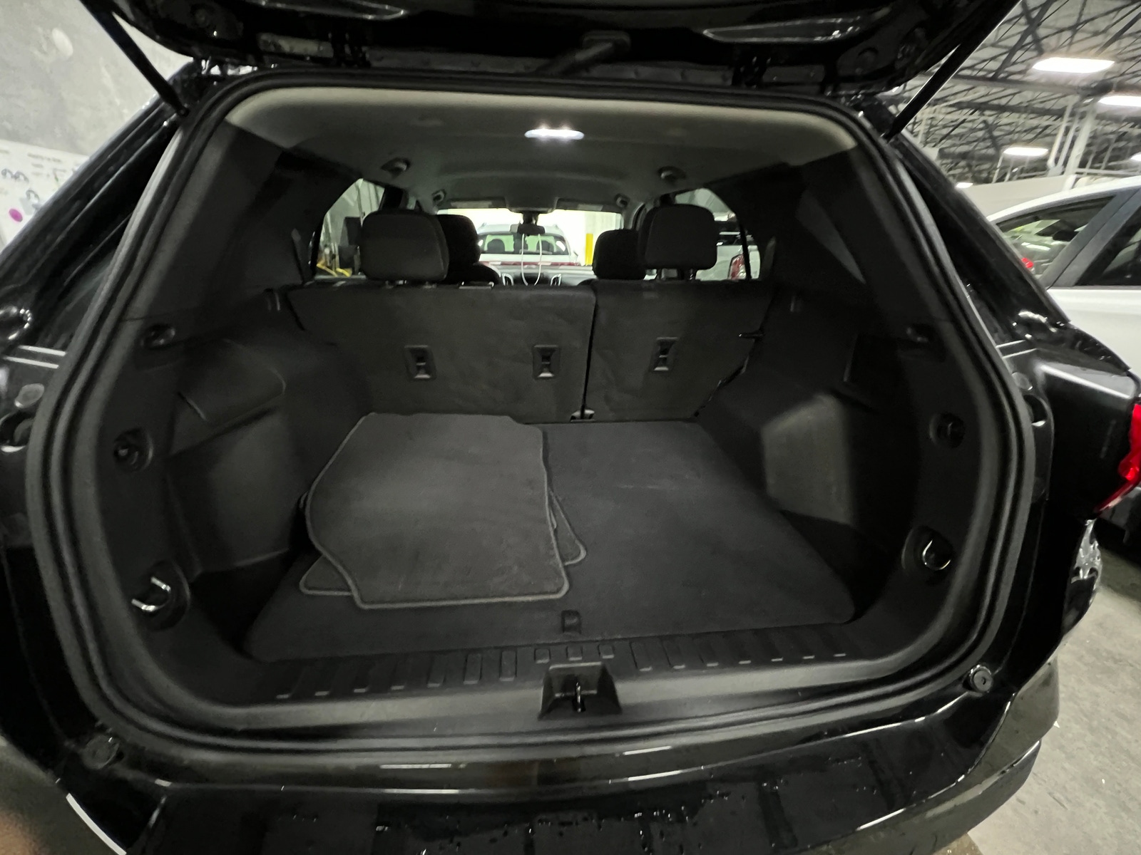 Thumbnail: 2022 Chevrolet Equinox - 7