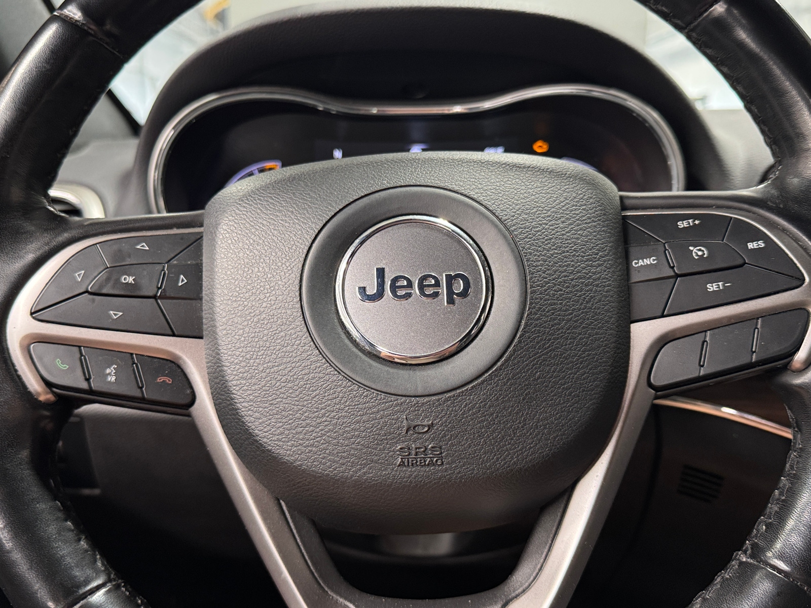 Thumbnail: 2021 Jeep Grand Cherokee - 4