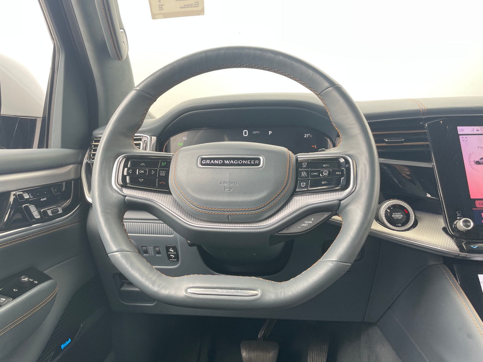 Thumbnail: 2022 Jeep Grand Wagoneer - 4