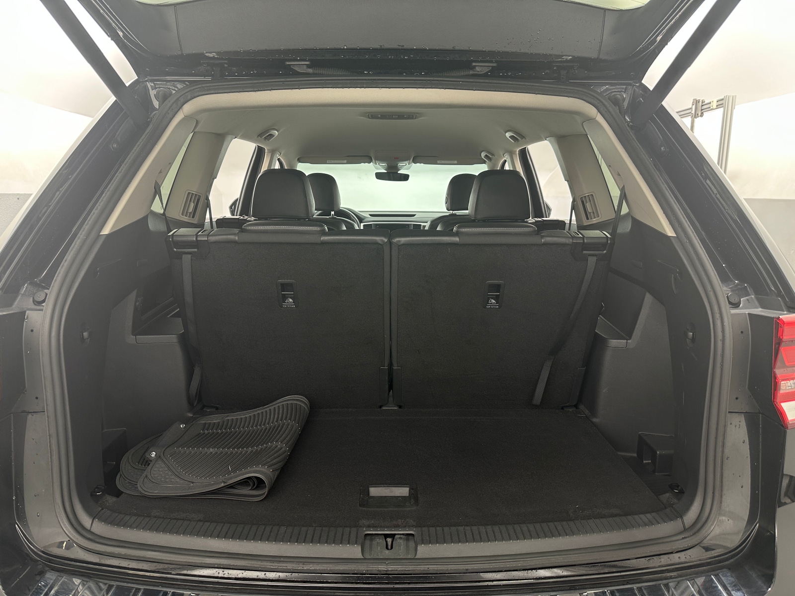Thumbnail: 2019 Volkswagen Atlas - 6