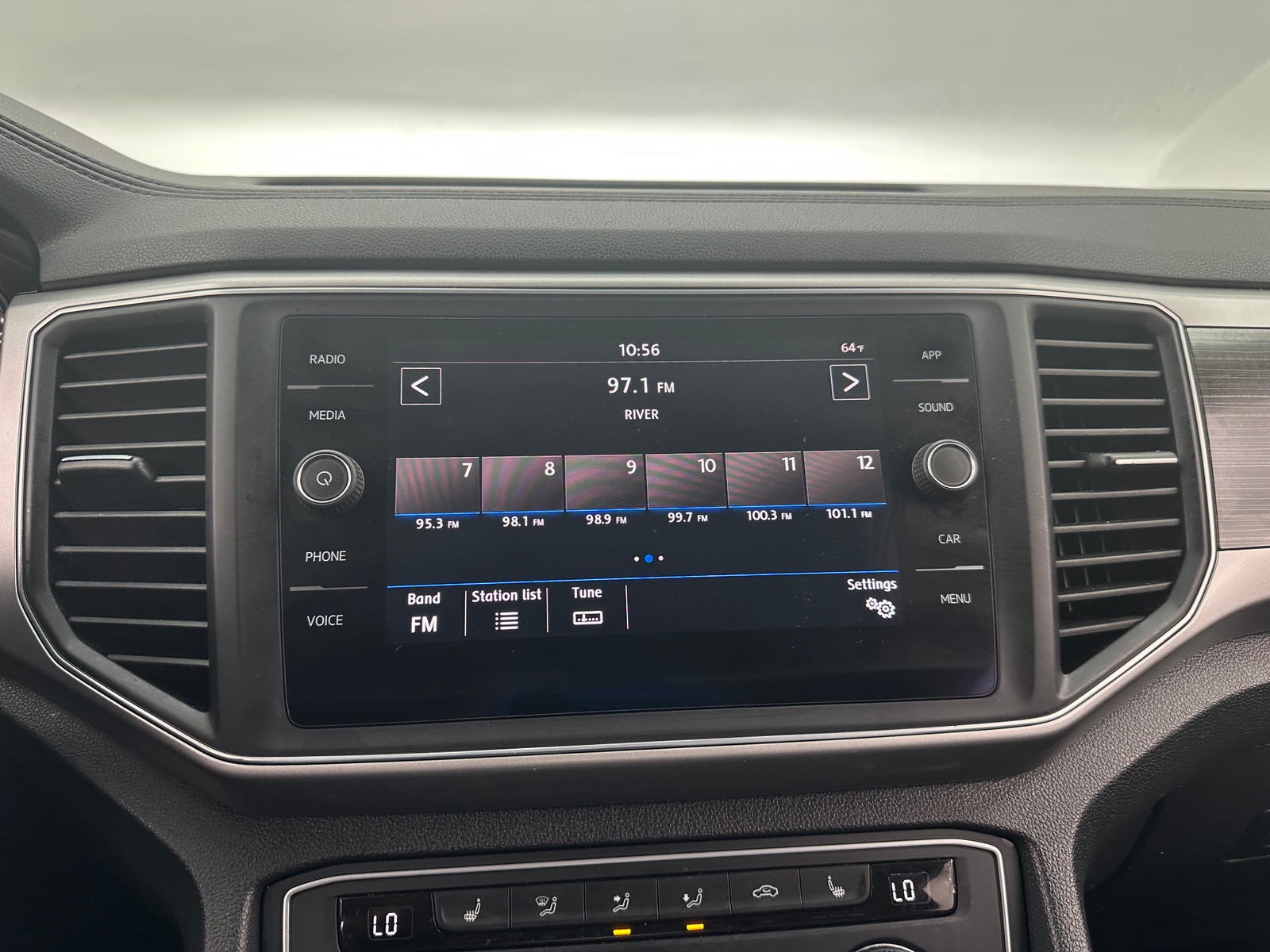 Thumbnail: 2019 Volkswagen Atlas - 3